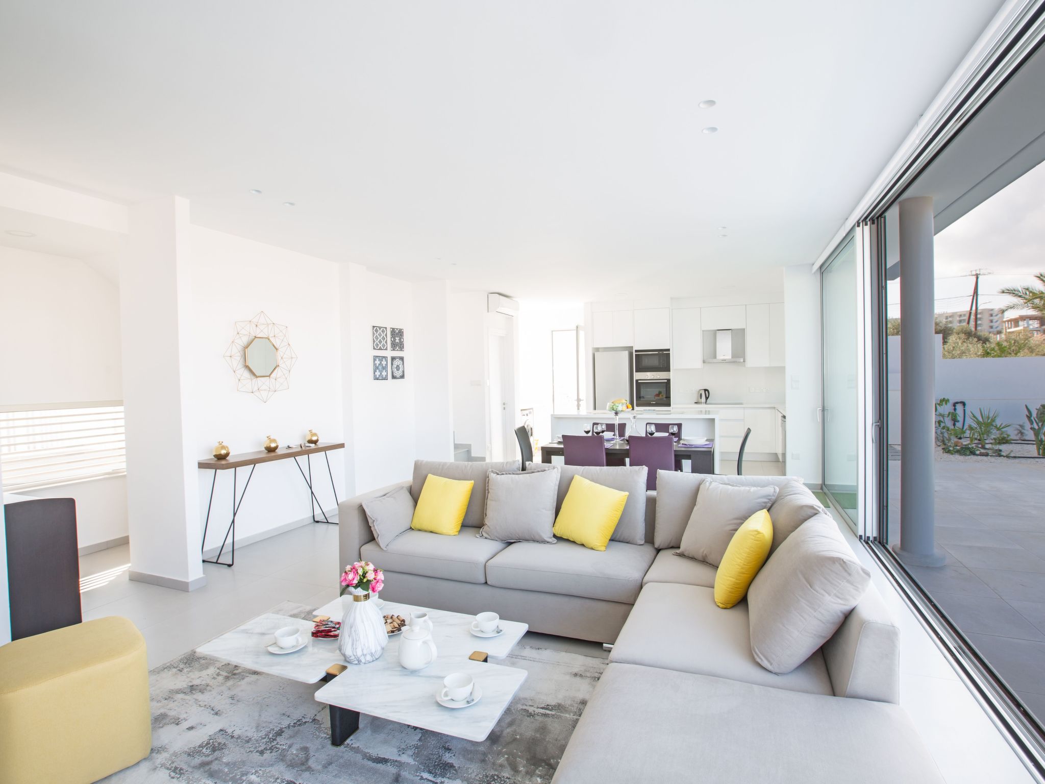 3-Schlafzimmer-Villa mit Pool, Dachgarten, Meerblick-Image-tags.info