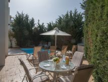 Vrijstaande villa met privézwembad in bewaakte residentie, Paphos - thumbnail 3