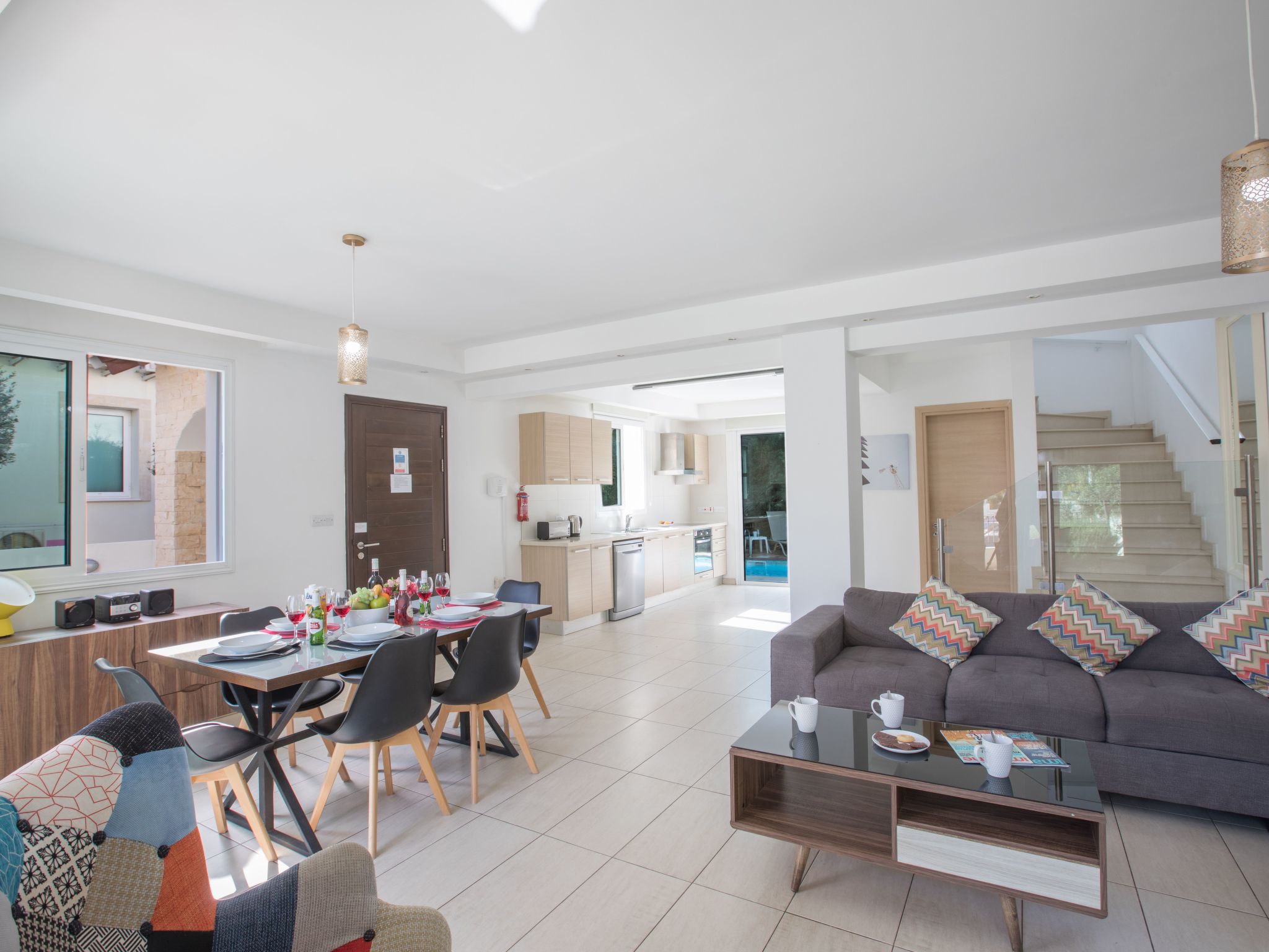 3-Bett-Villa mit privatem Pool in einer bewachten Anlage-Image-tags.info