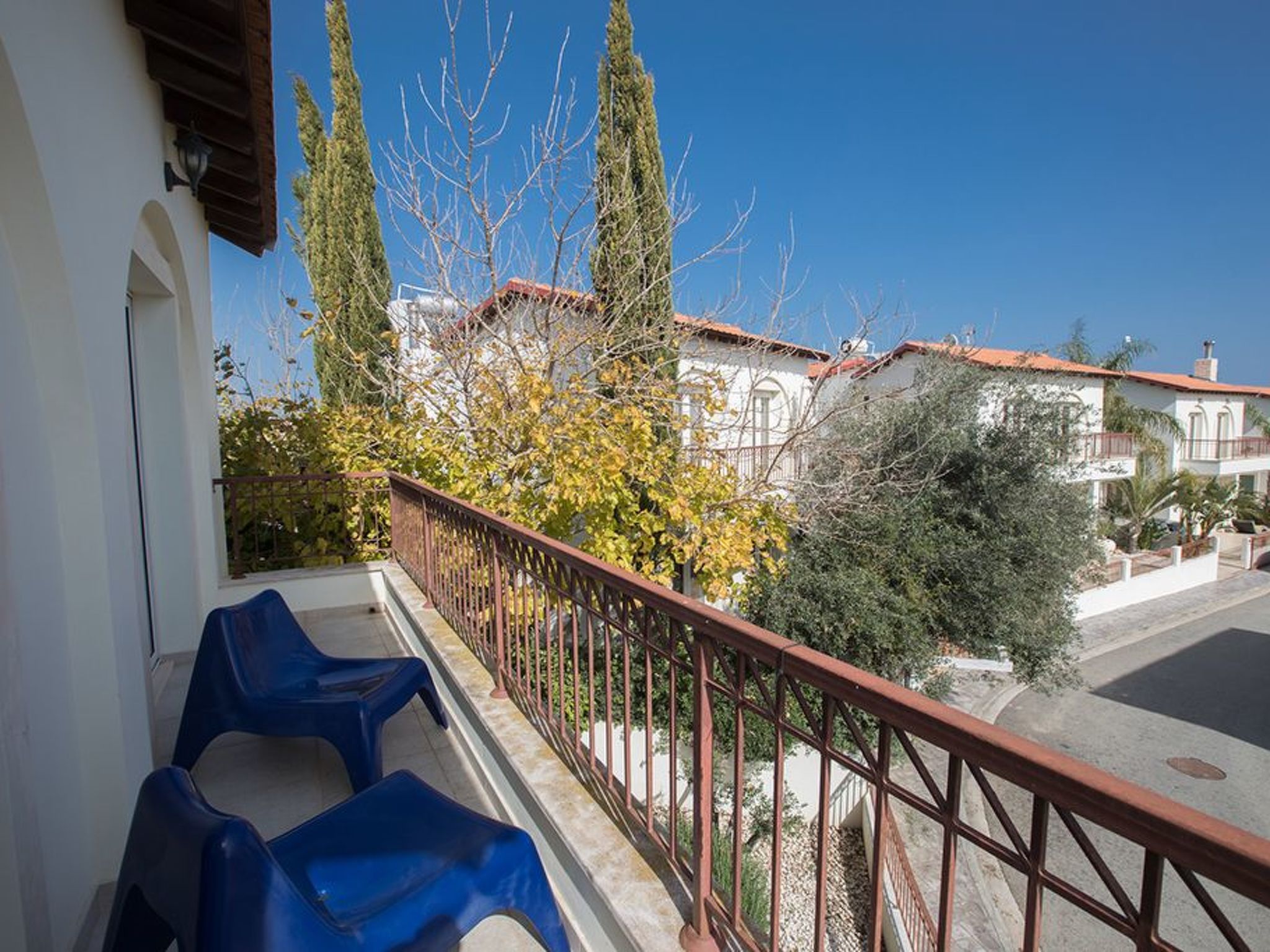 3-Bett-Villa mit privatem Pool in einer bewachten Anlage-Image-tags.info