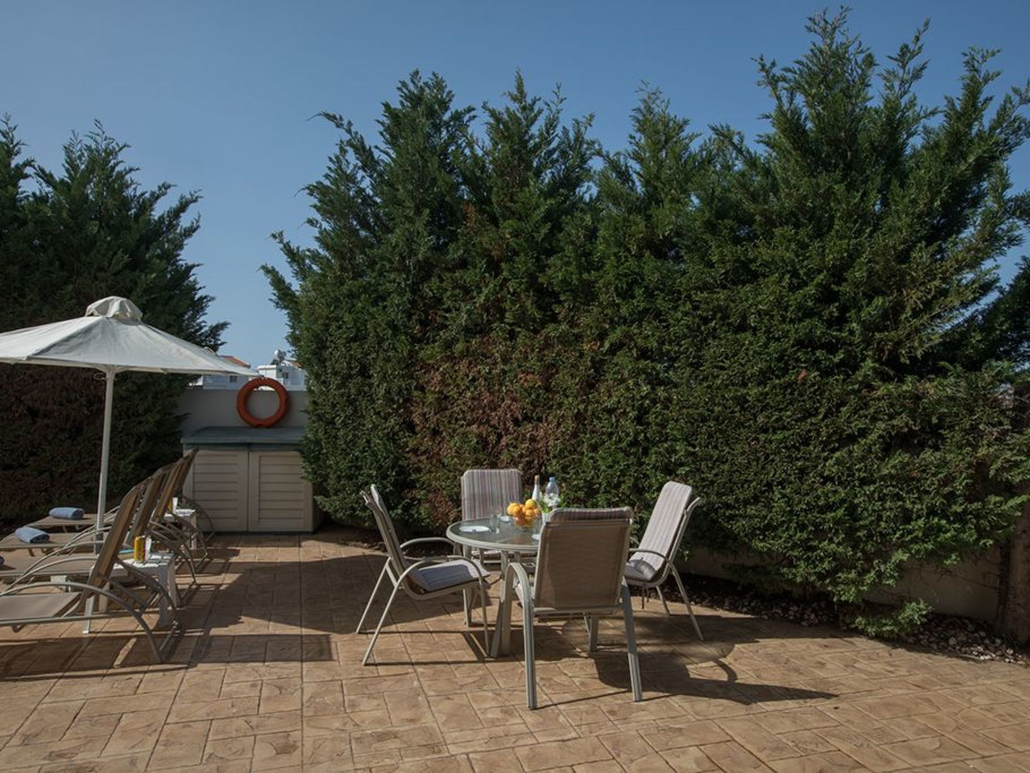 3-Bett-Villa mit privatem Pool in einer bewachten Anlage-Image-tags.info