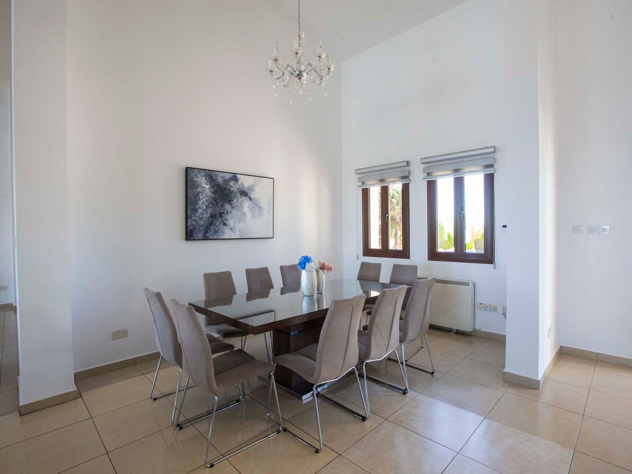 Villa mit Blick auf die Berge und Whirlpool-Binnen