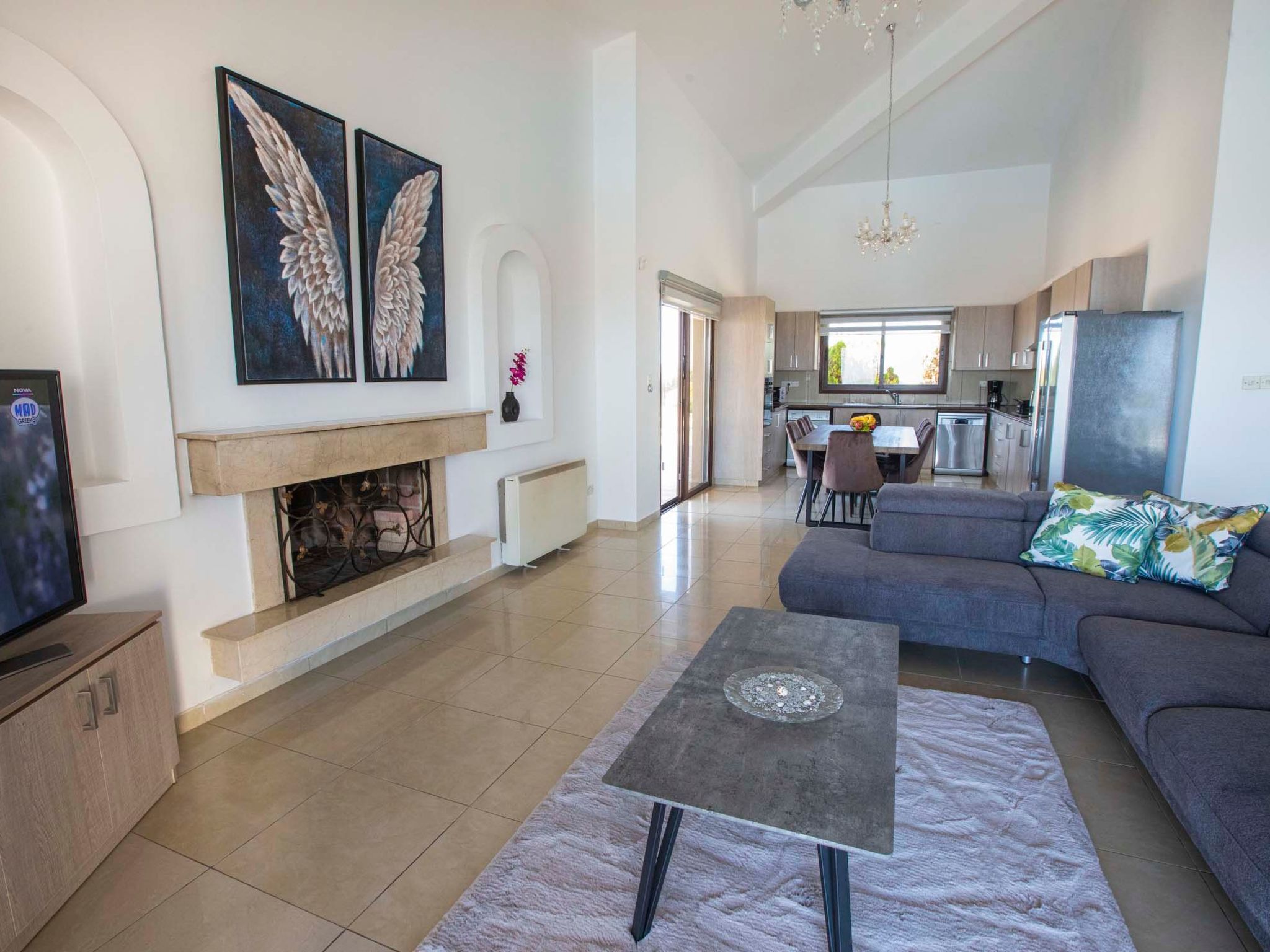 Villa mit Blick auf die Berge und Whirlpool-Binnen