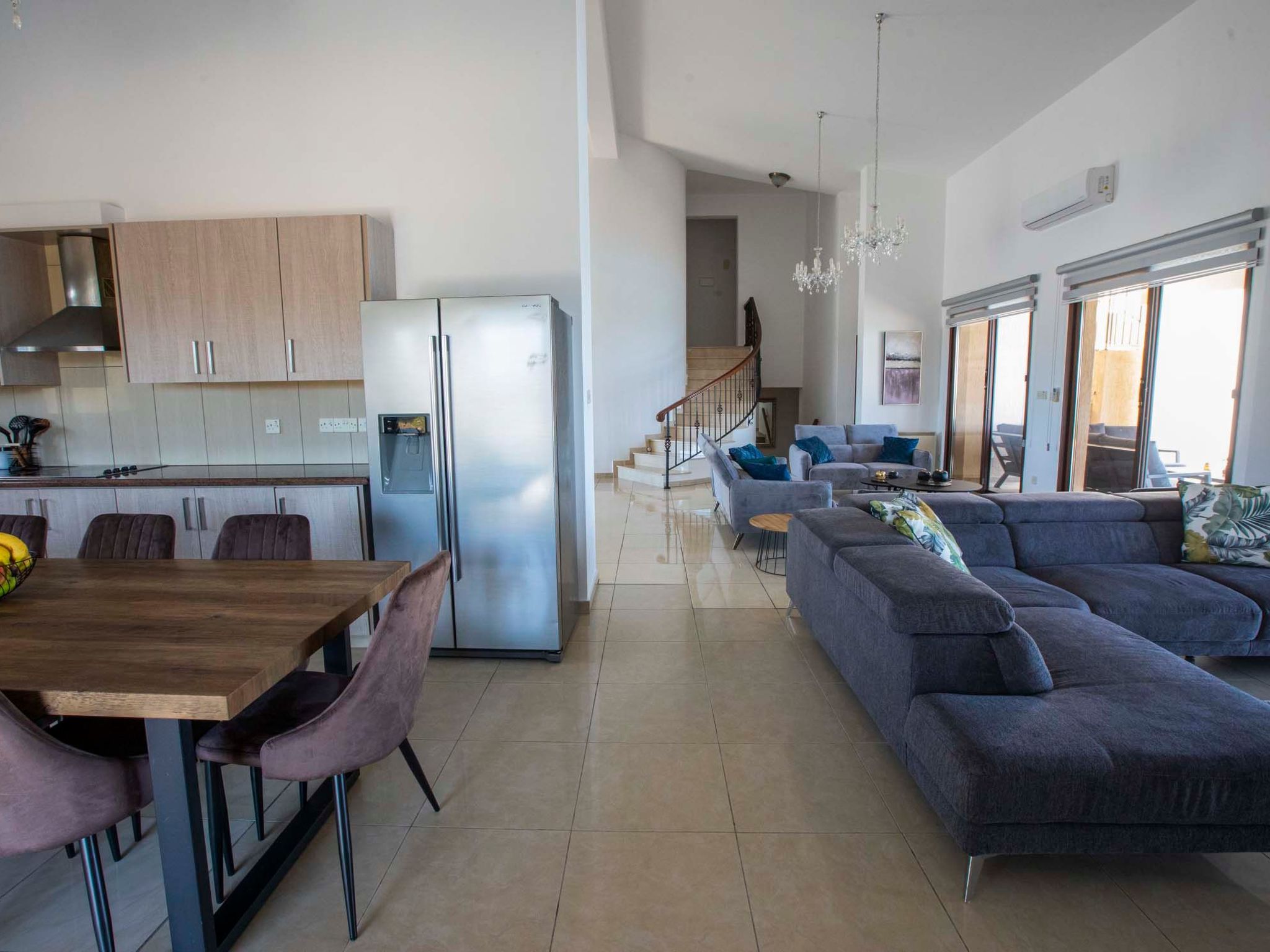 Villa mit Blick auf die Berge und Whirlpool-Binnen