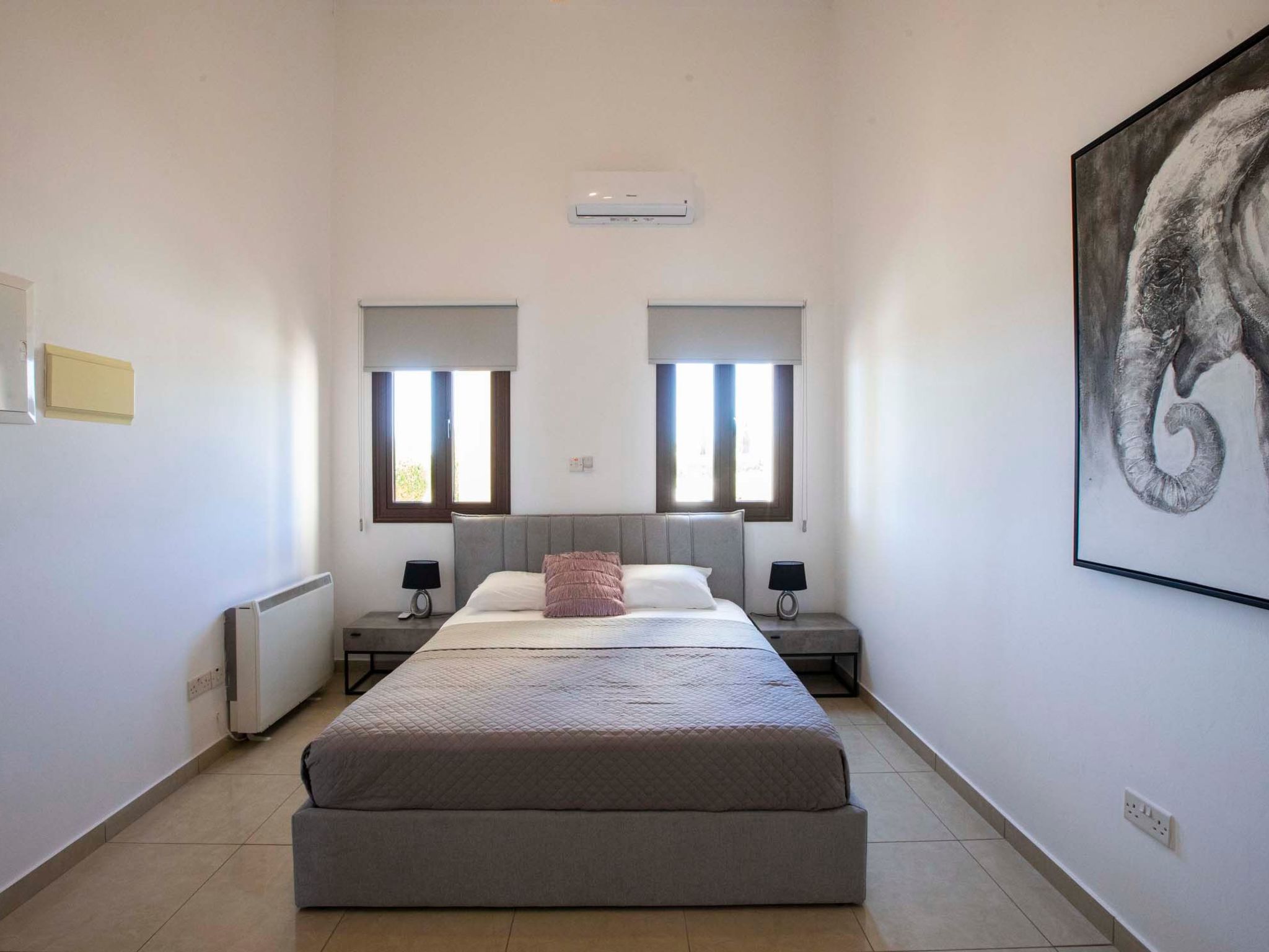 Villa mit Blick auf die Berge und Whirlpool-Binnen