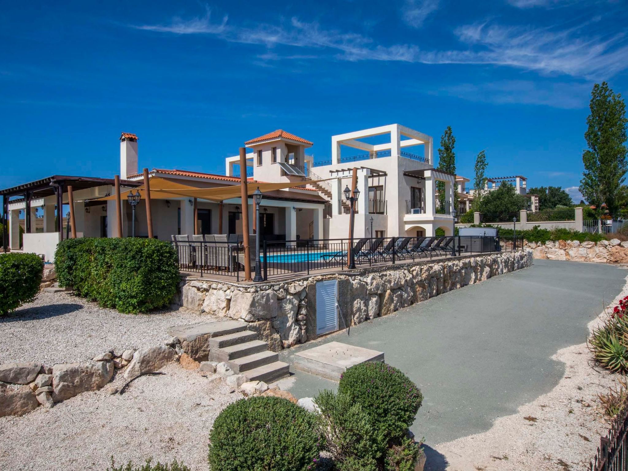 Villa mit Blick auf die Berge und Whirlpool-Binnen