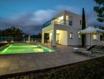 Azzurro Holiday Villas