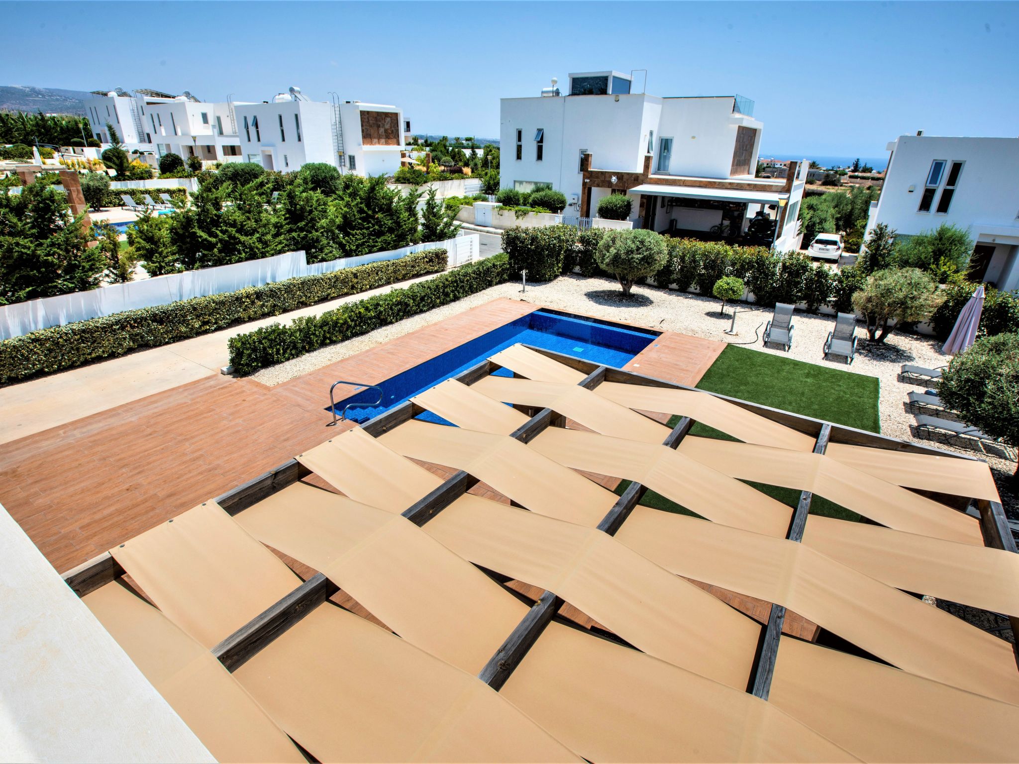 Luxuriöse Villa mit privatem Pool und Whirlpool-Binnen