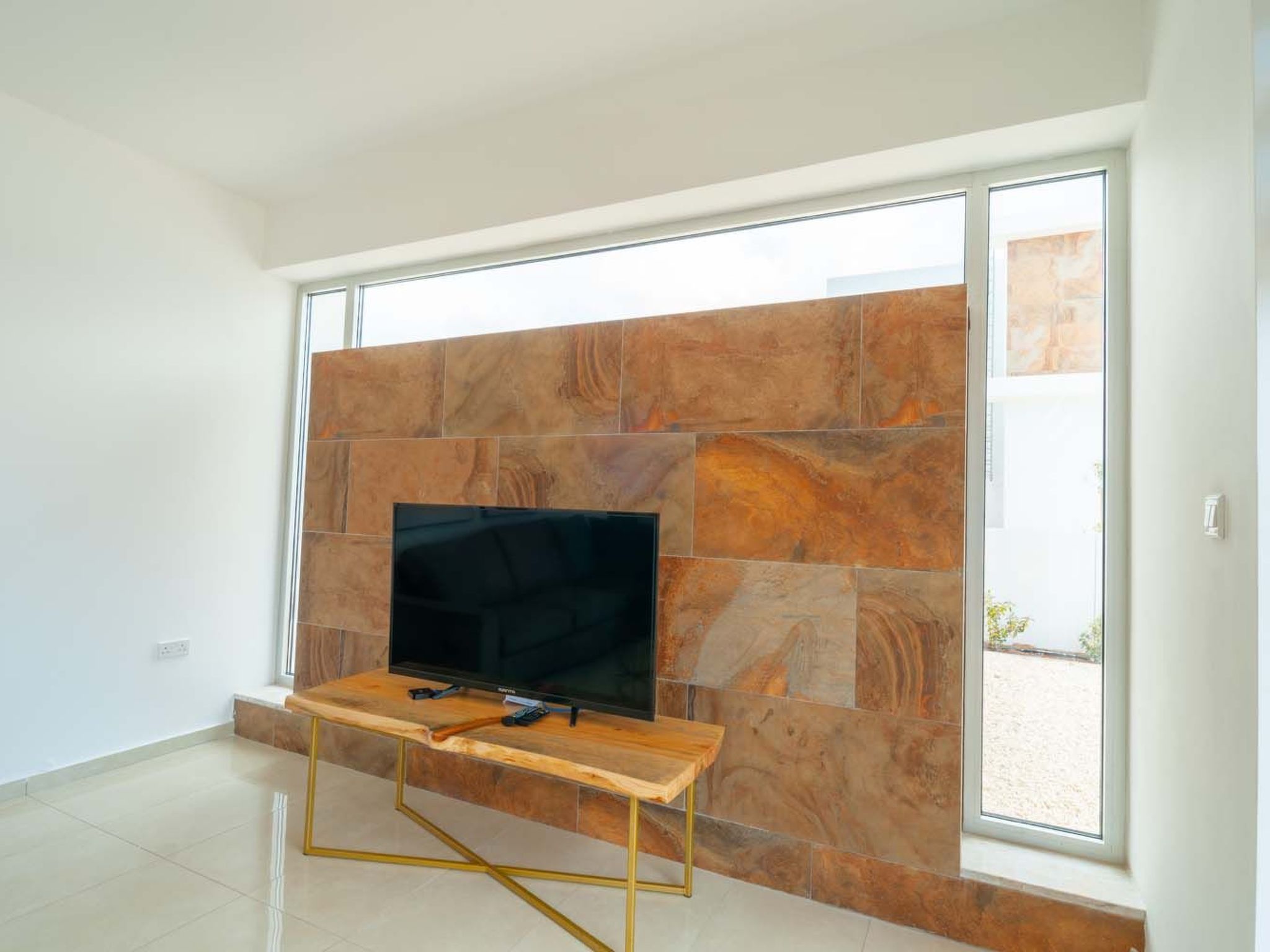 Coral Elite Residence mit Pool und Whirlpool-Binnen