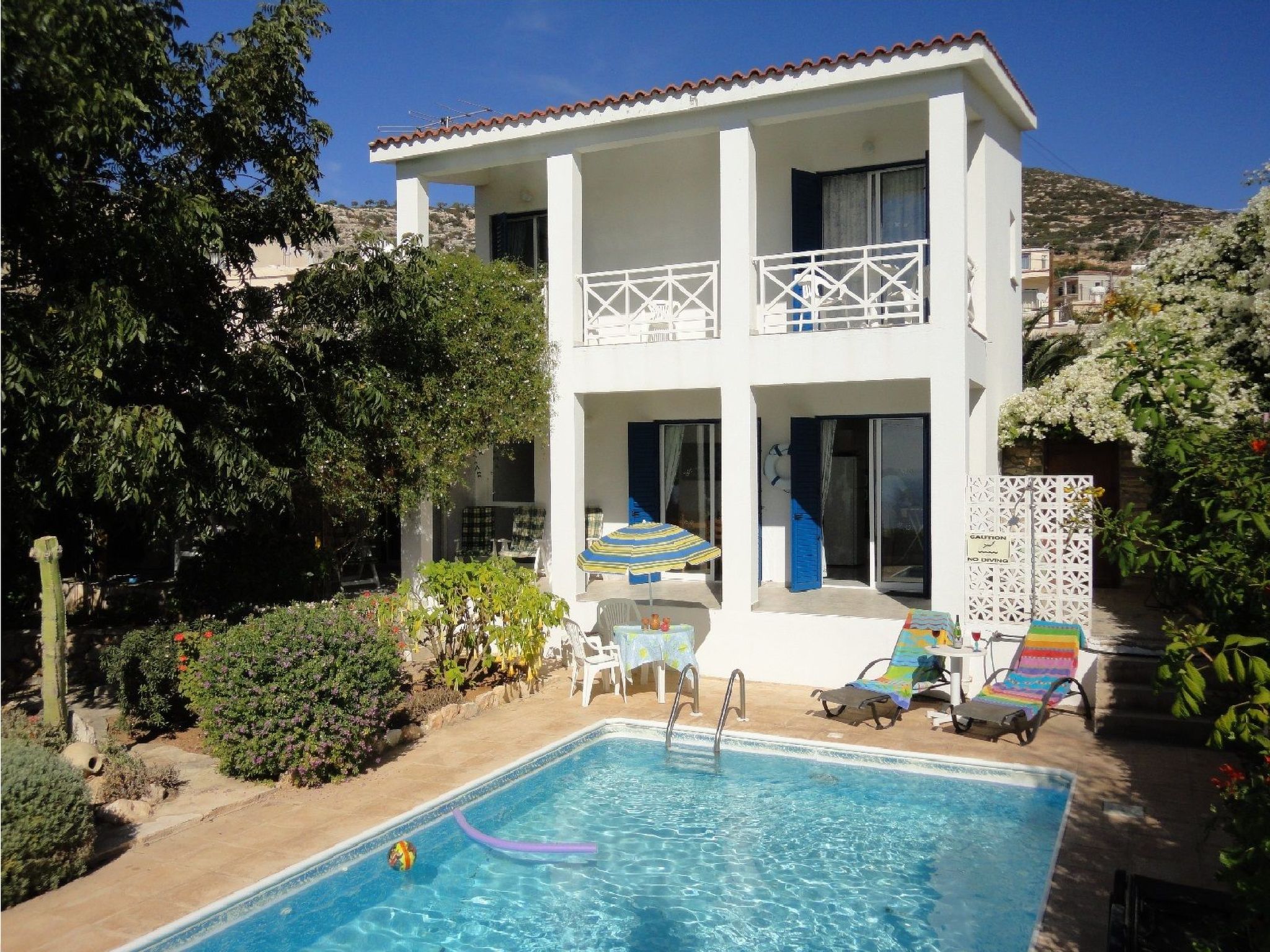 "Iptamena" mit Blick auf das Wasser-Binnen