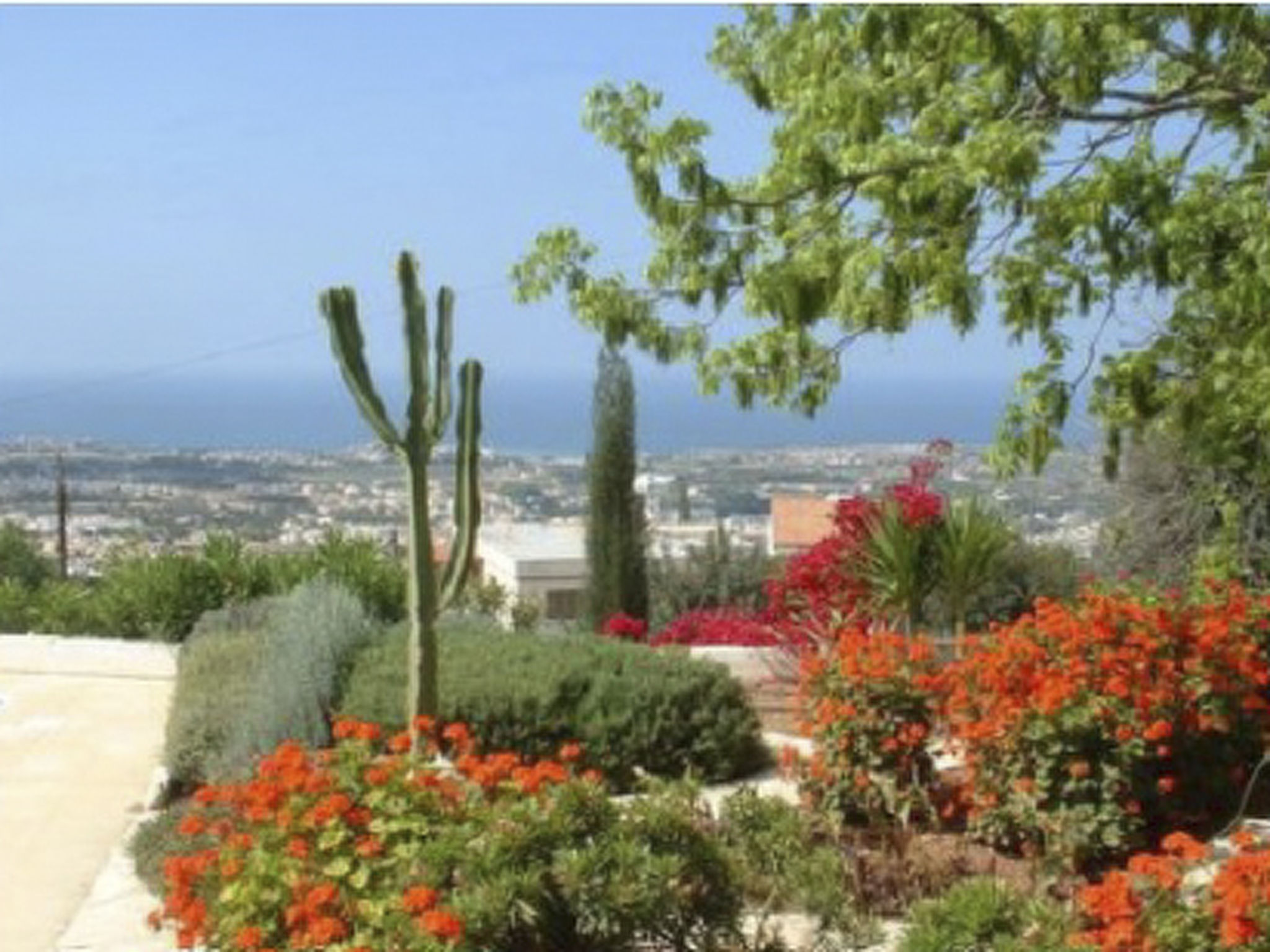 "Iptamena" mit Blick auf das Wasser-Binnen