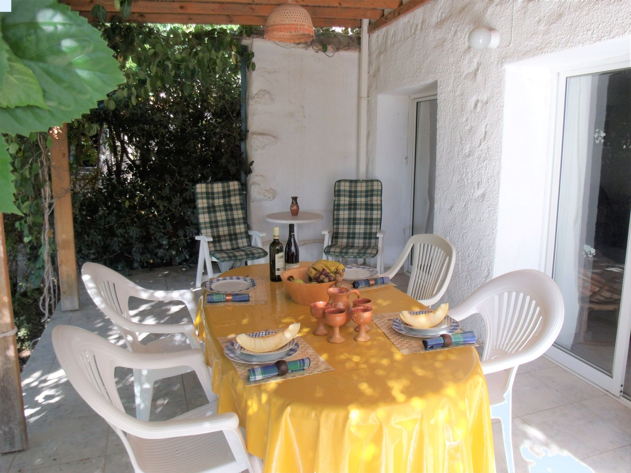 "Iptamena" mit Blick auf das Wasser-Binnen