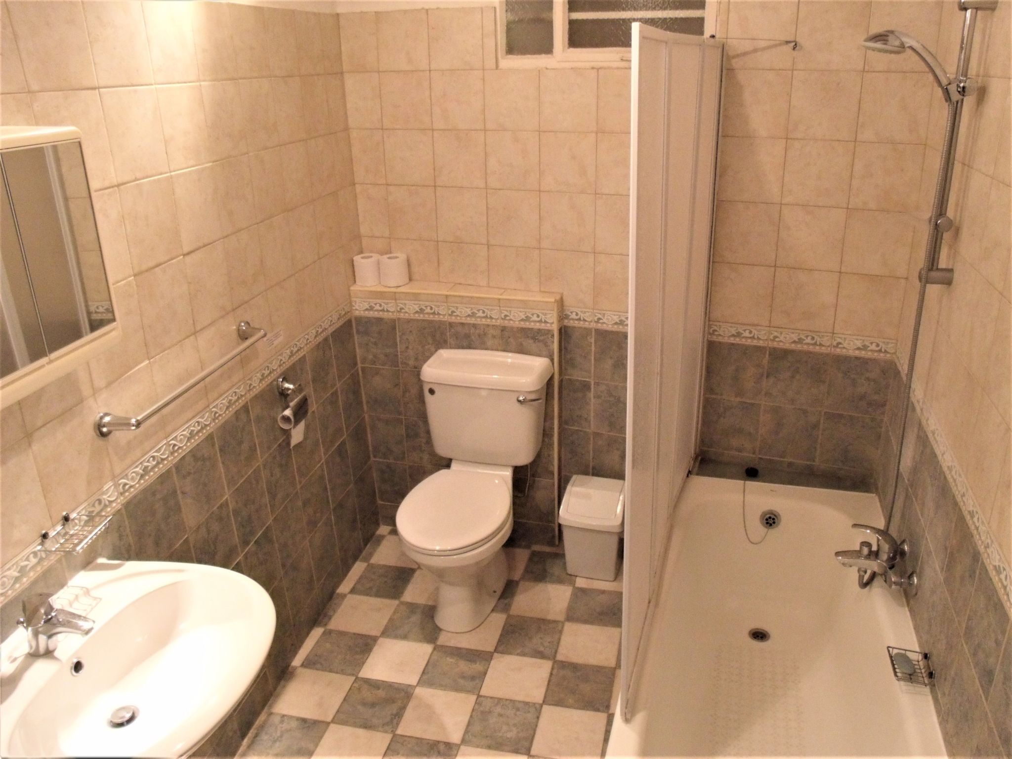 "Iptamena" mit Blick auf das Wasser-Binnen