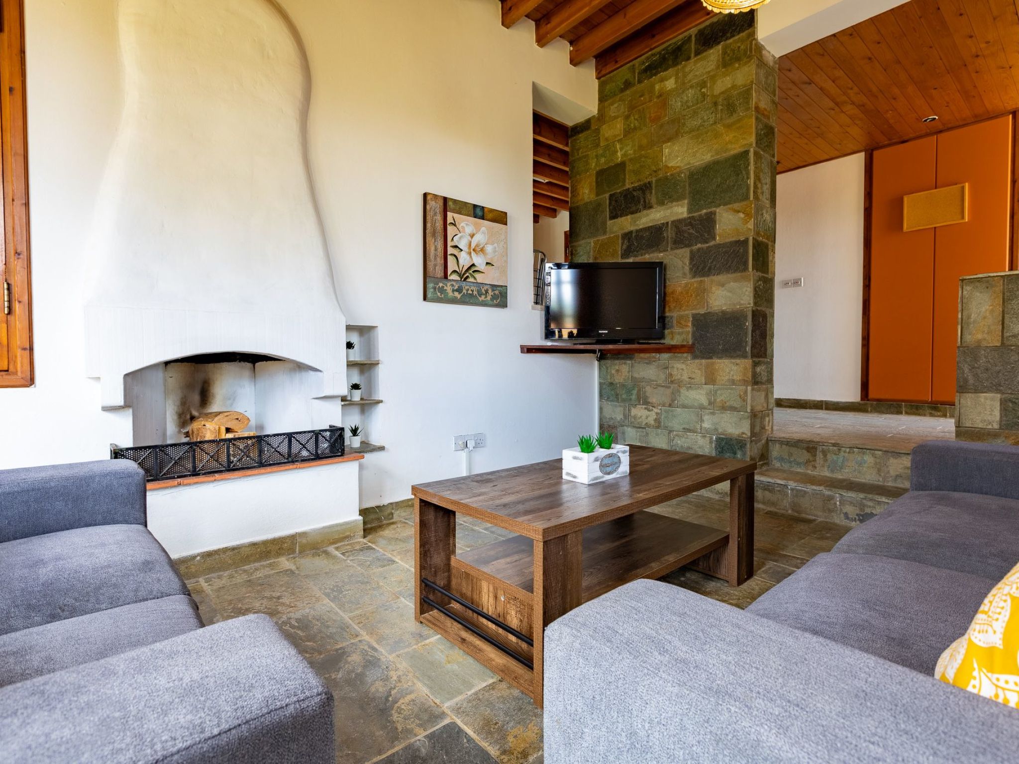 In Polis Chrysochous mit Offenem Kamin-Binnen