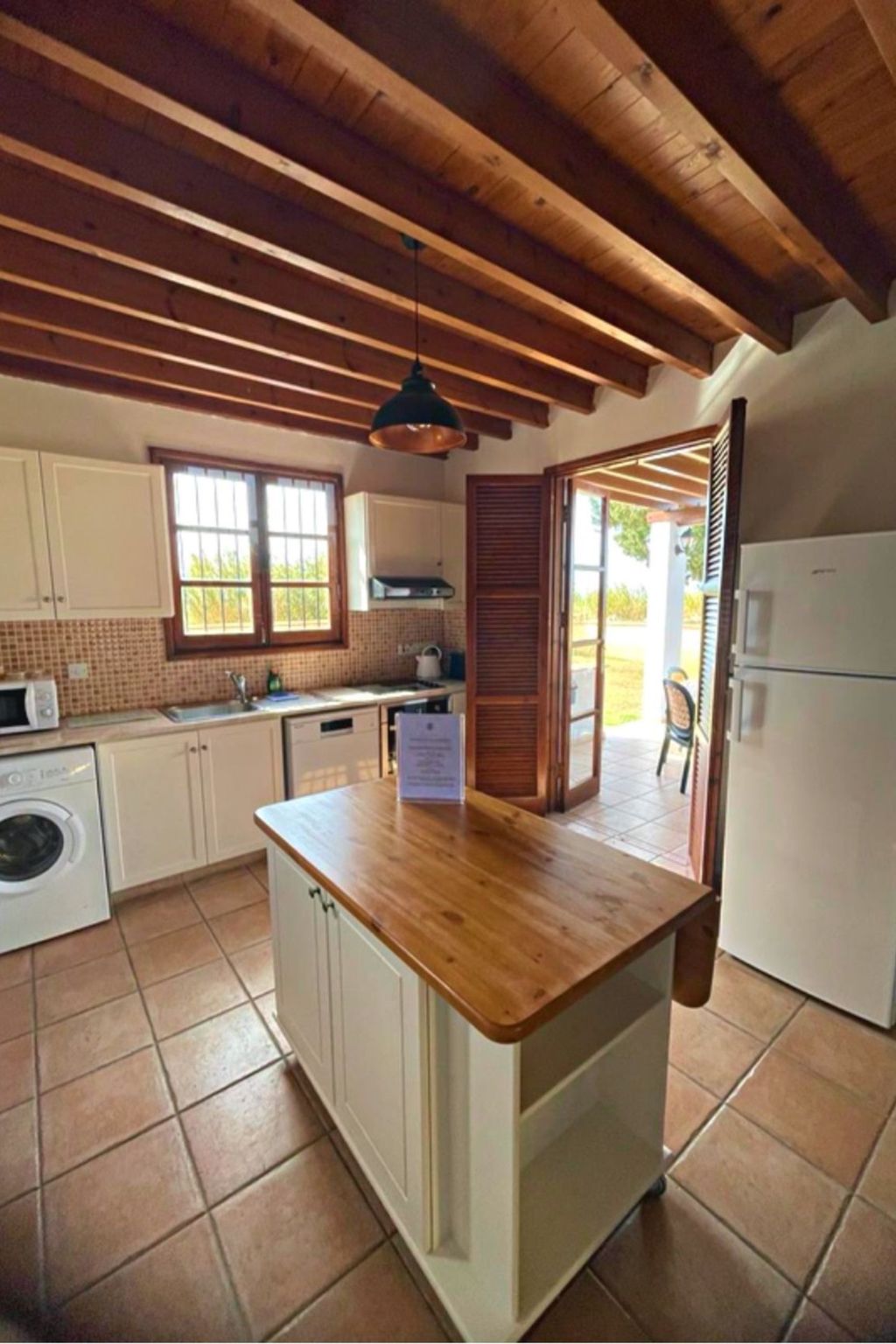 In Polis Chrysochous mit Offenem Kamin-Binnen