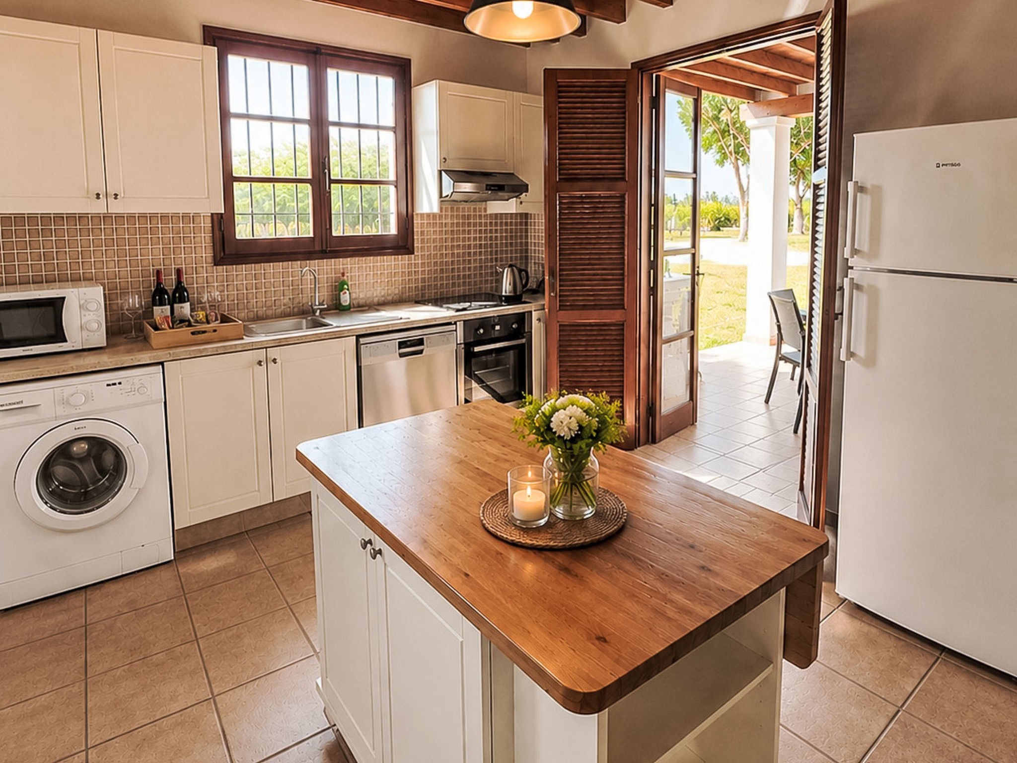 Schönes Ferienhaus mit Balkon in Polis Chrysochous