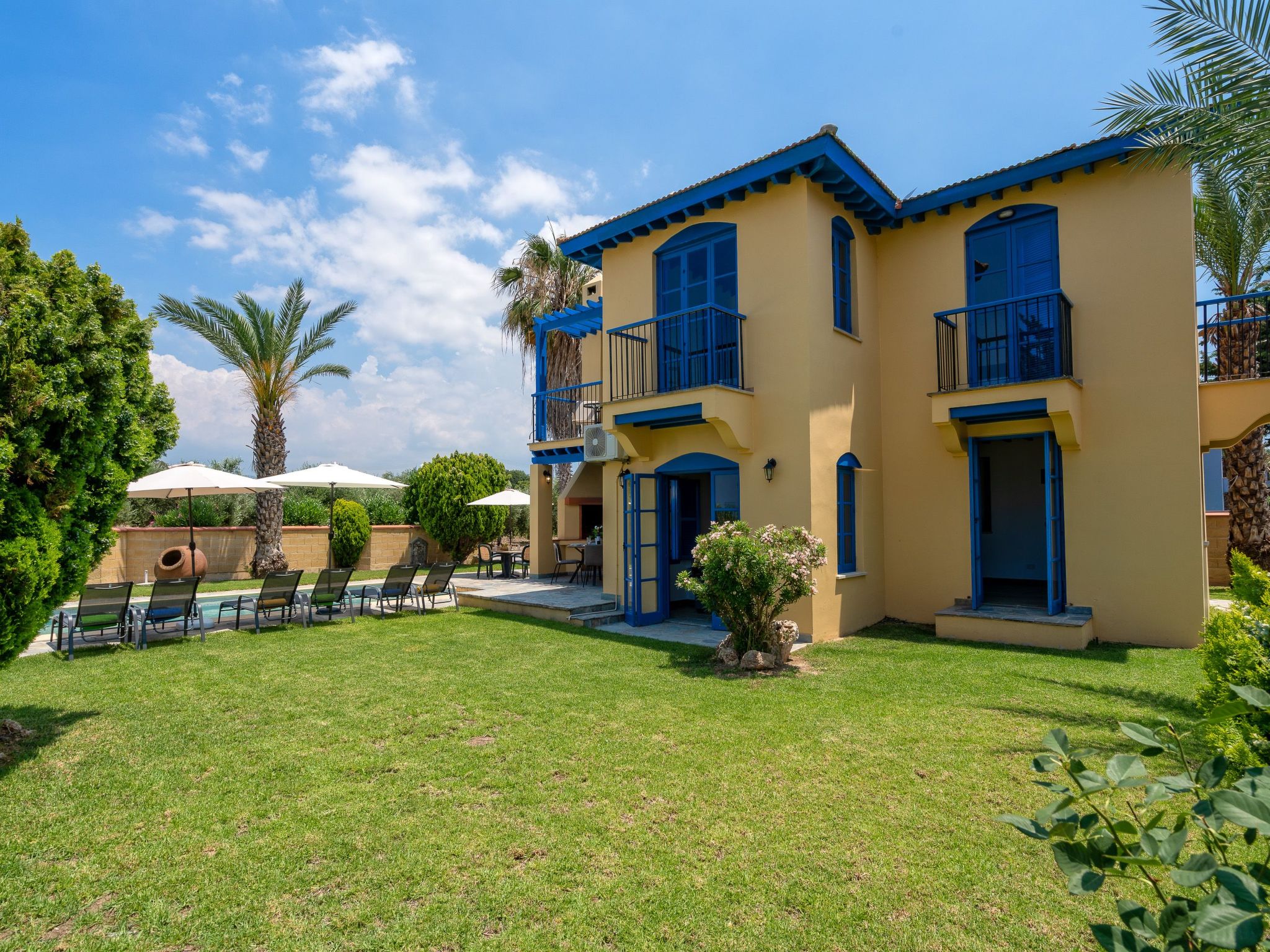 Schönes Ferienhaus mit Balkon in Polis Chrysochous-Binnen