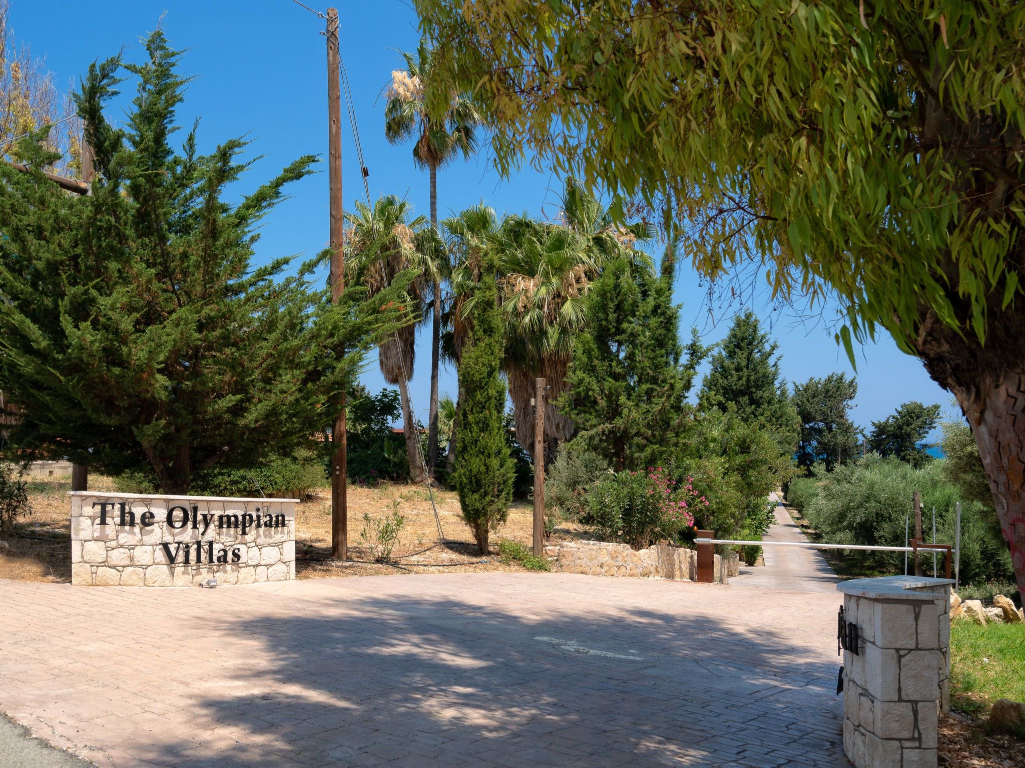 Schönes Ferienhaus mit Balkon in Polis Chrysochous-Binnen