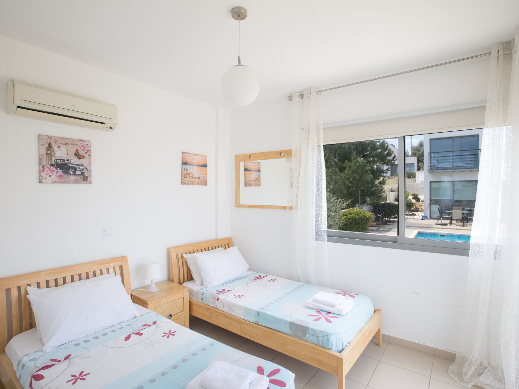 Villa mit Panoramablick auf das Meer von Latchi-Image-tags.info