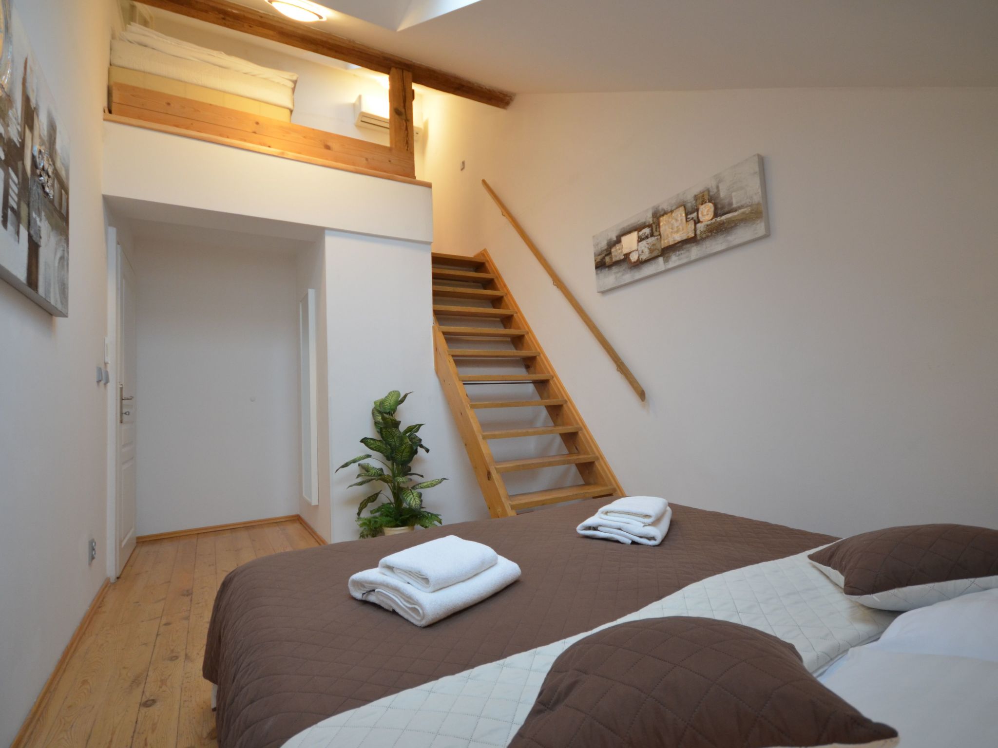 Wohnung "Attic Josefov" mit eigener Terrasse-Image-tags.info