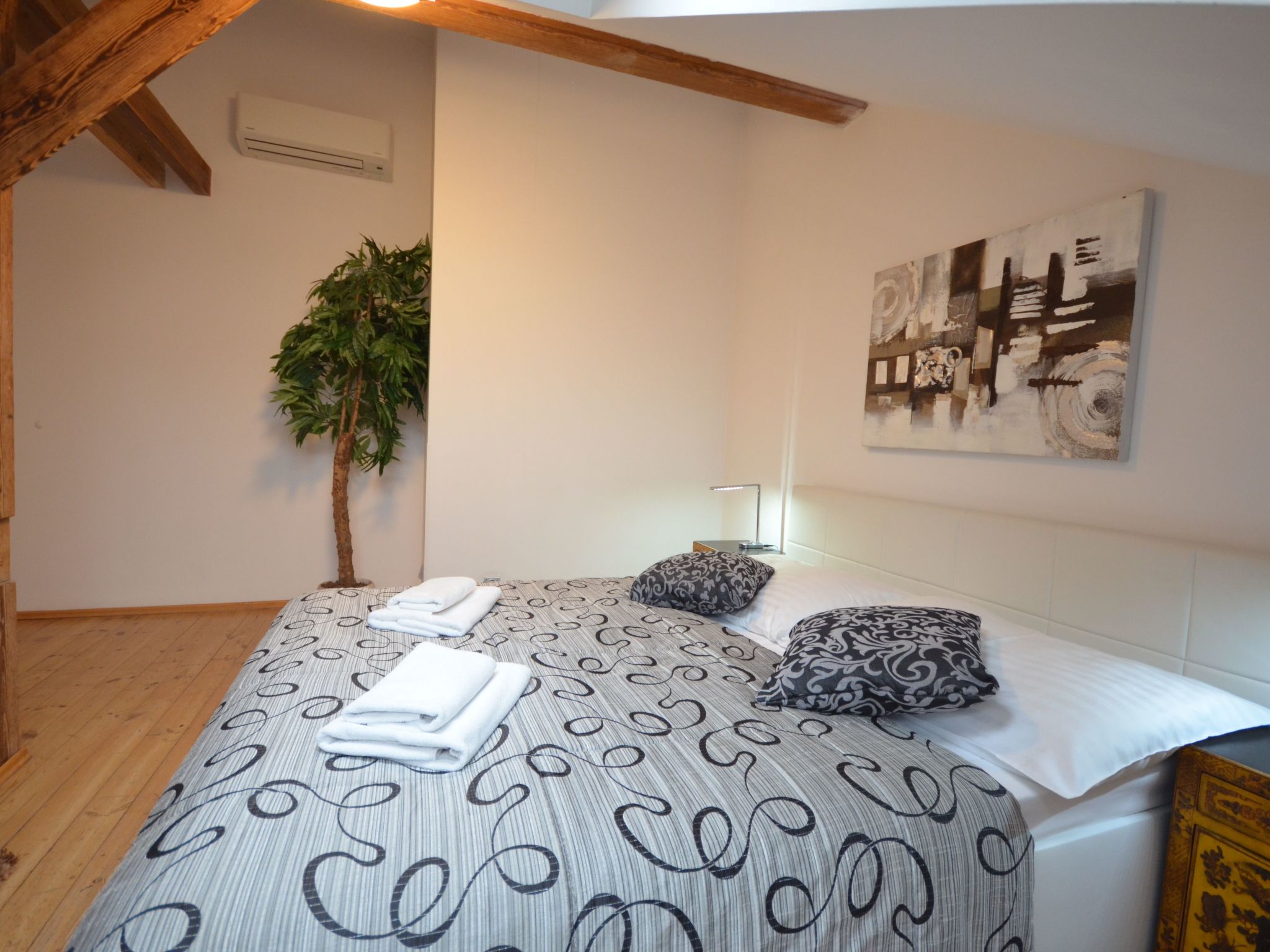 Wohnung "Attic Josefov" mit eigener Terrasse-Image-tags.info