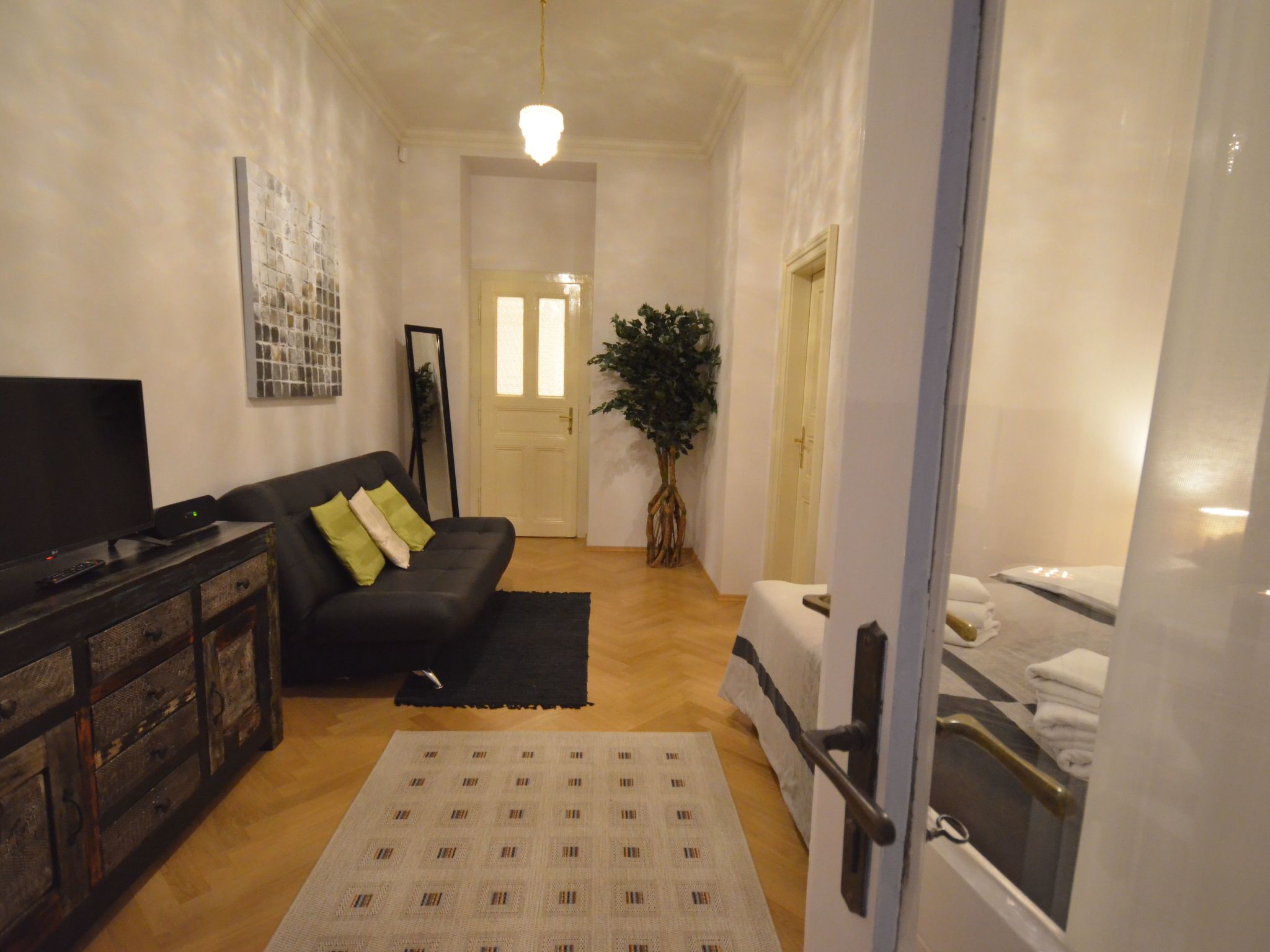 Wohnung mit eigenem Balkon-Image-tags.info