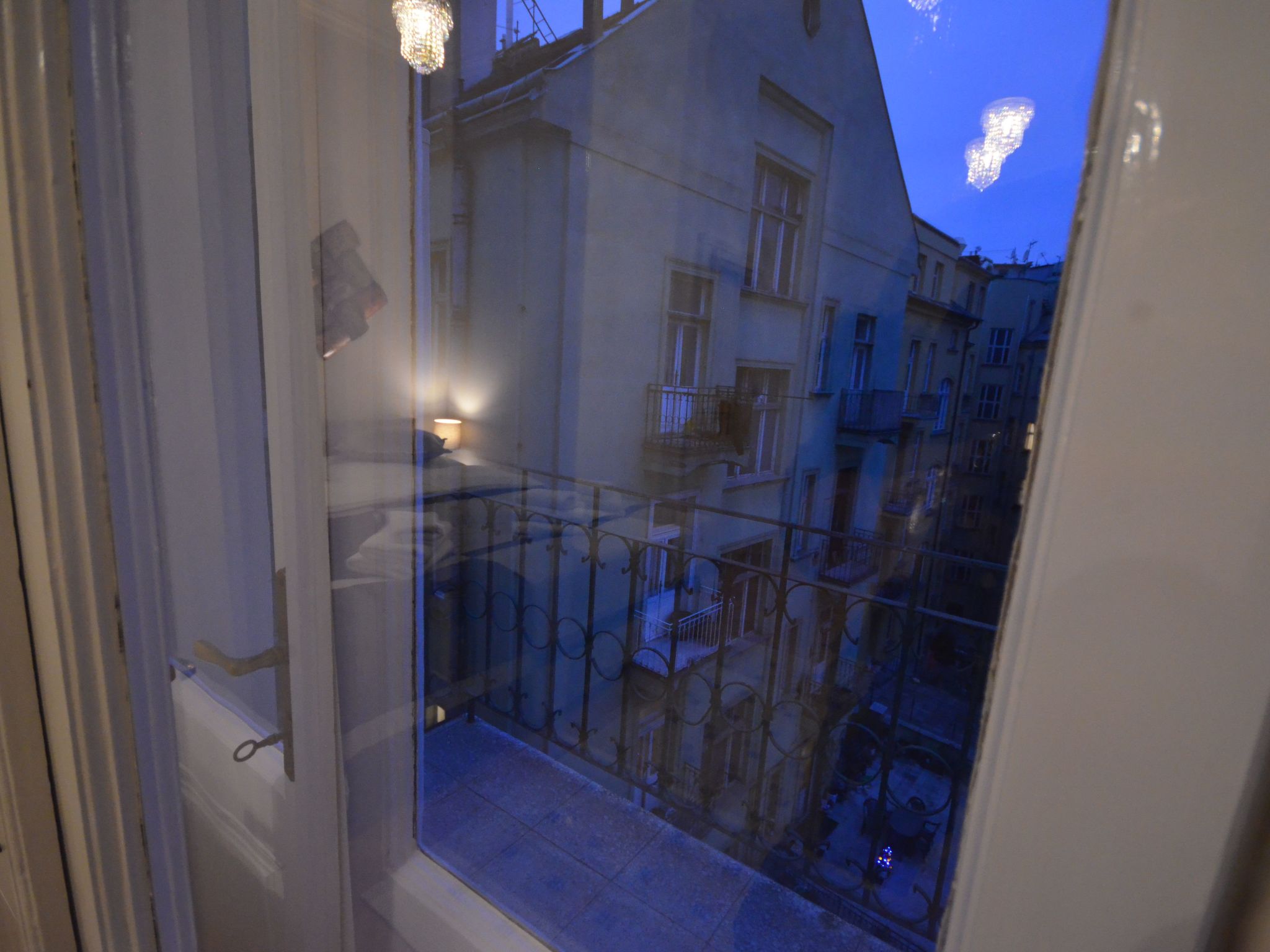 Wohnung mit eigenem Balkon-Image-tags.info