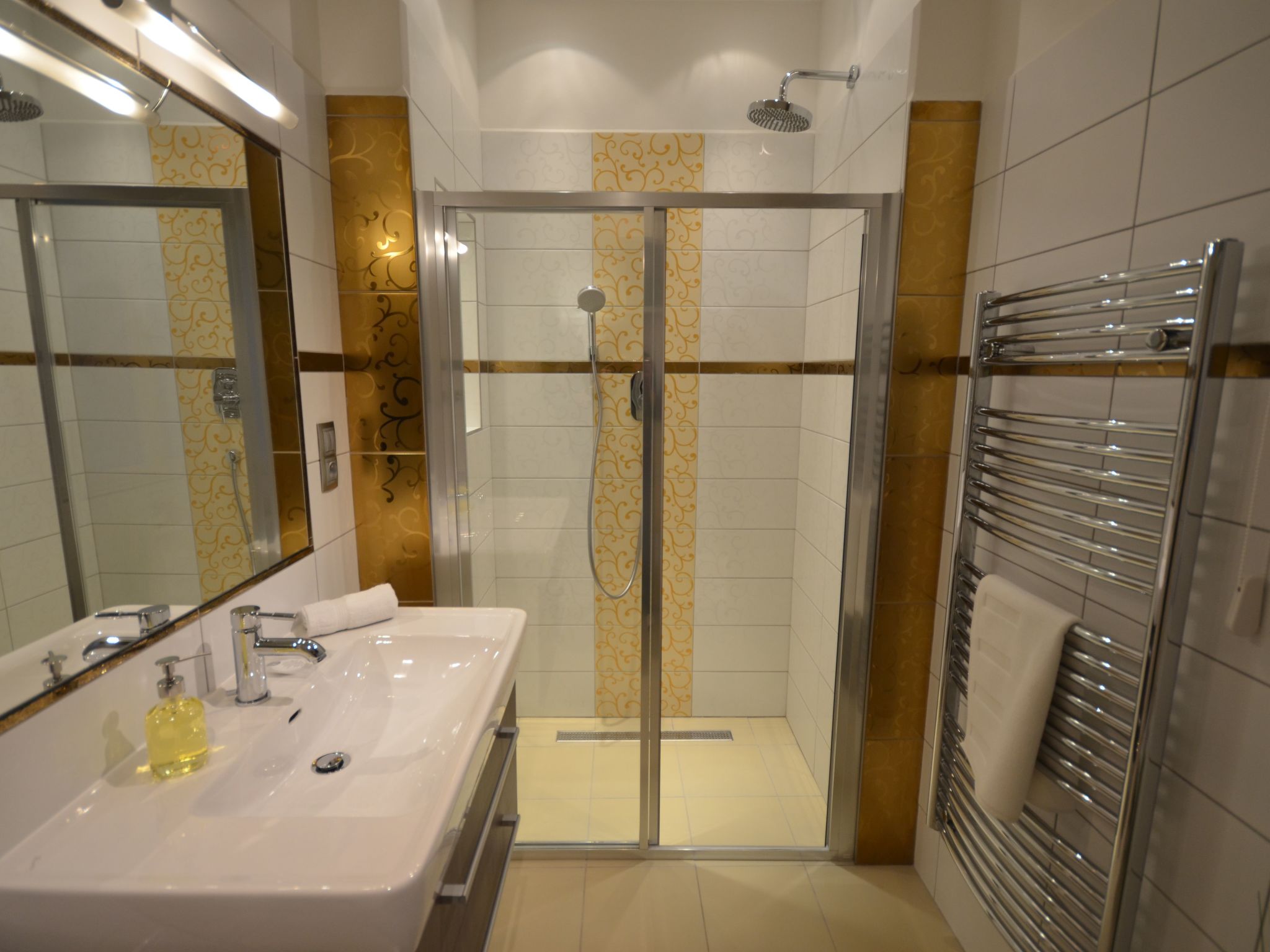 Wohnung mit eigenem Balkon-Image-tags.info