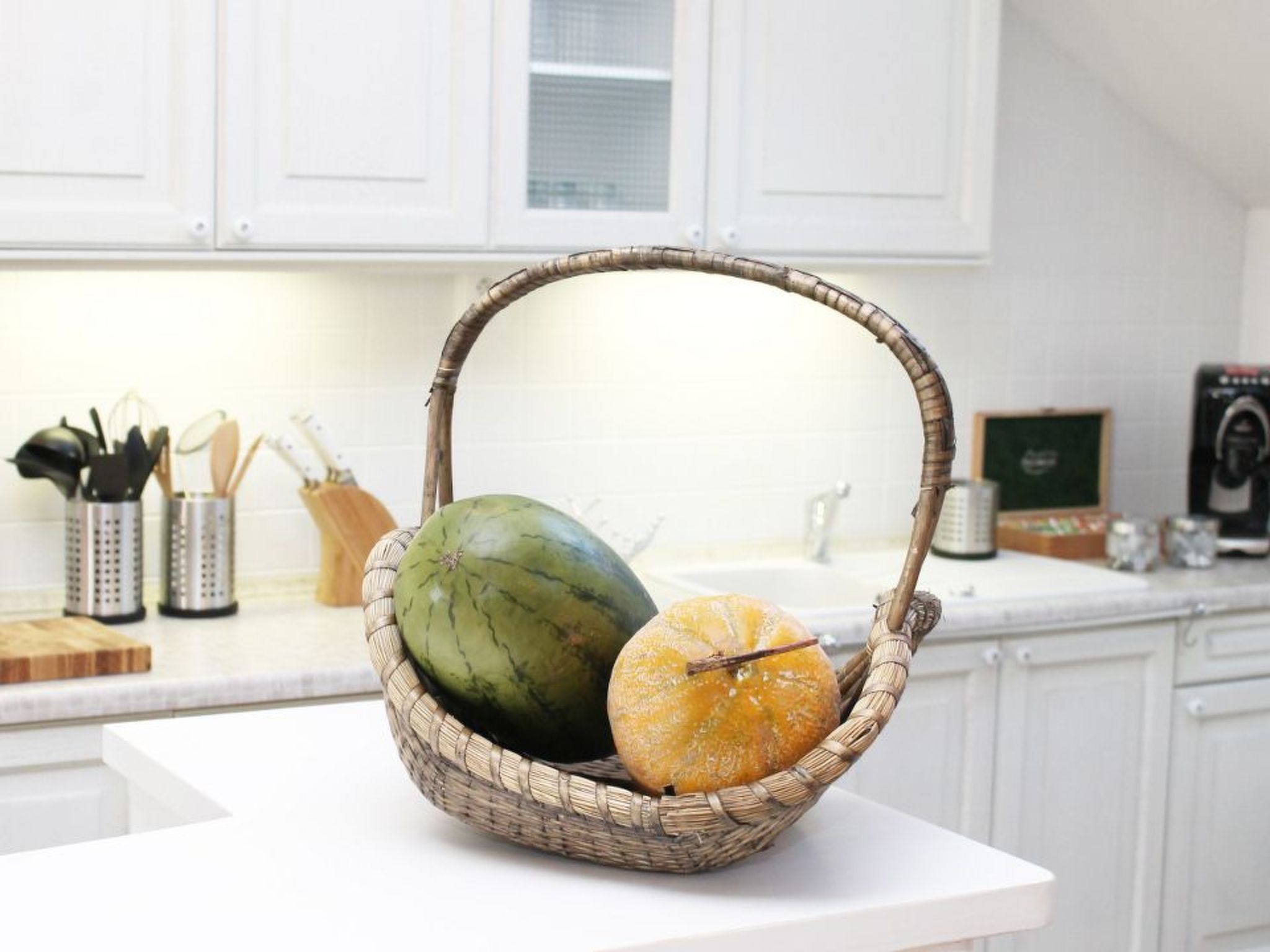 Apartment mit Waschmaschine und Geschirrspüler-Image-tags.info