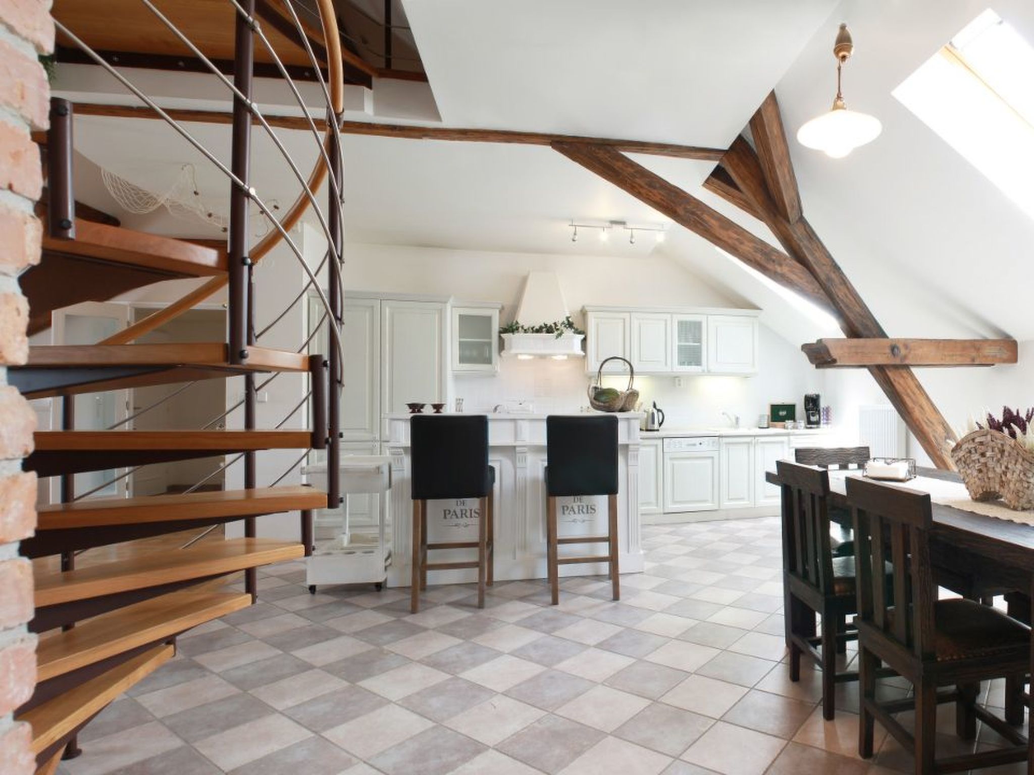 Apartment mit Waschmaschine und Geschirrspüler-Image-tags.info