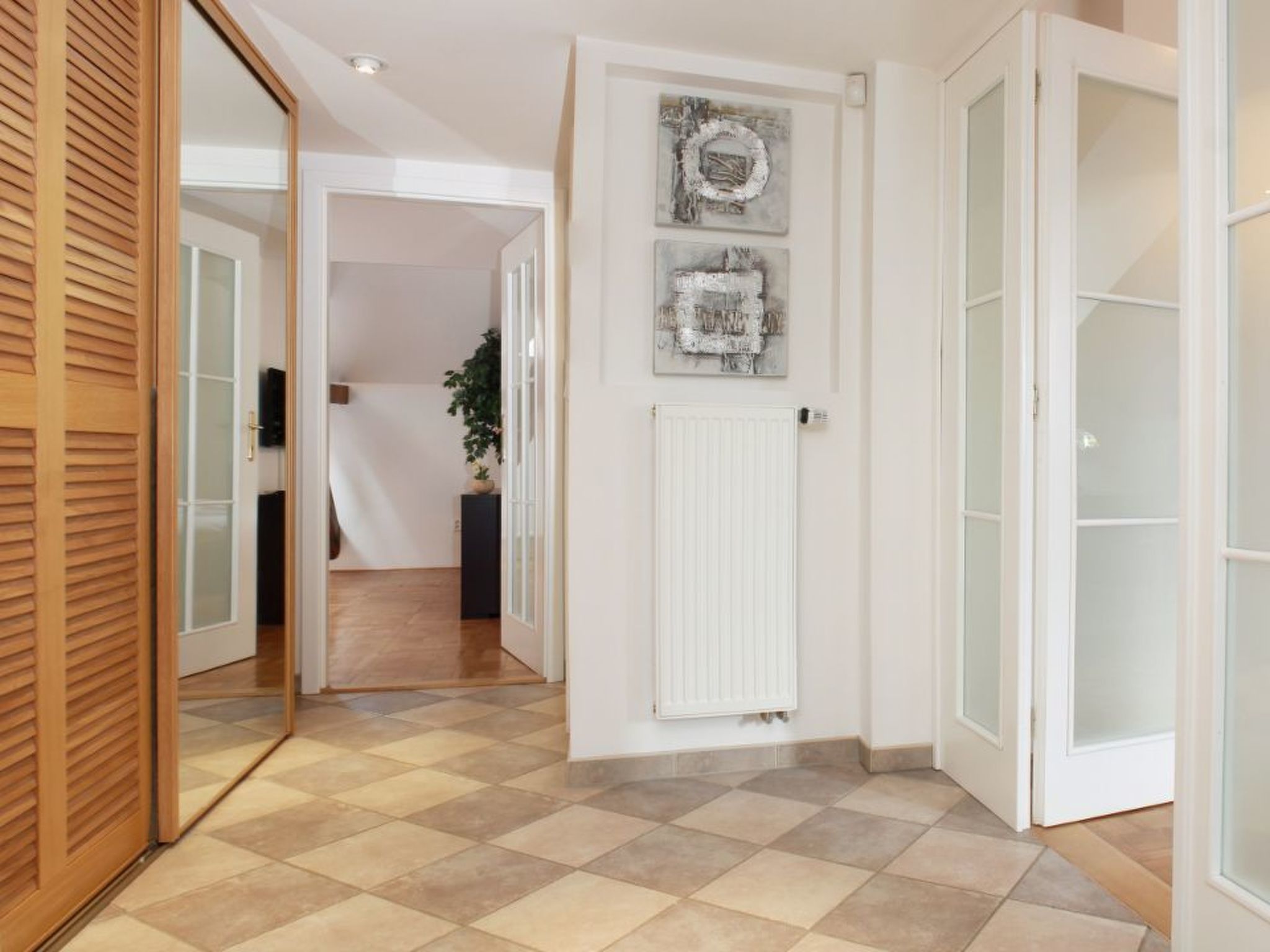 Apartment mit Waschmaschine und Geschirrspüler-Image-tags.info