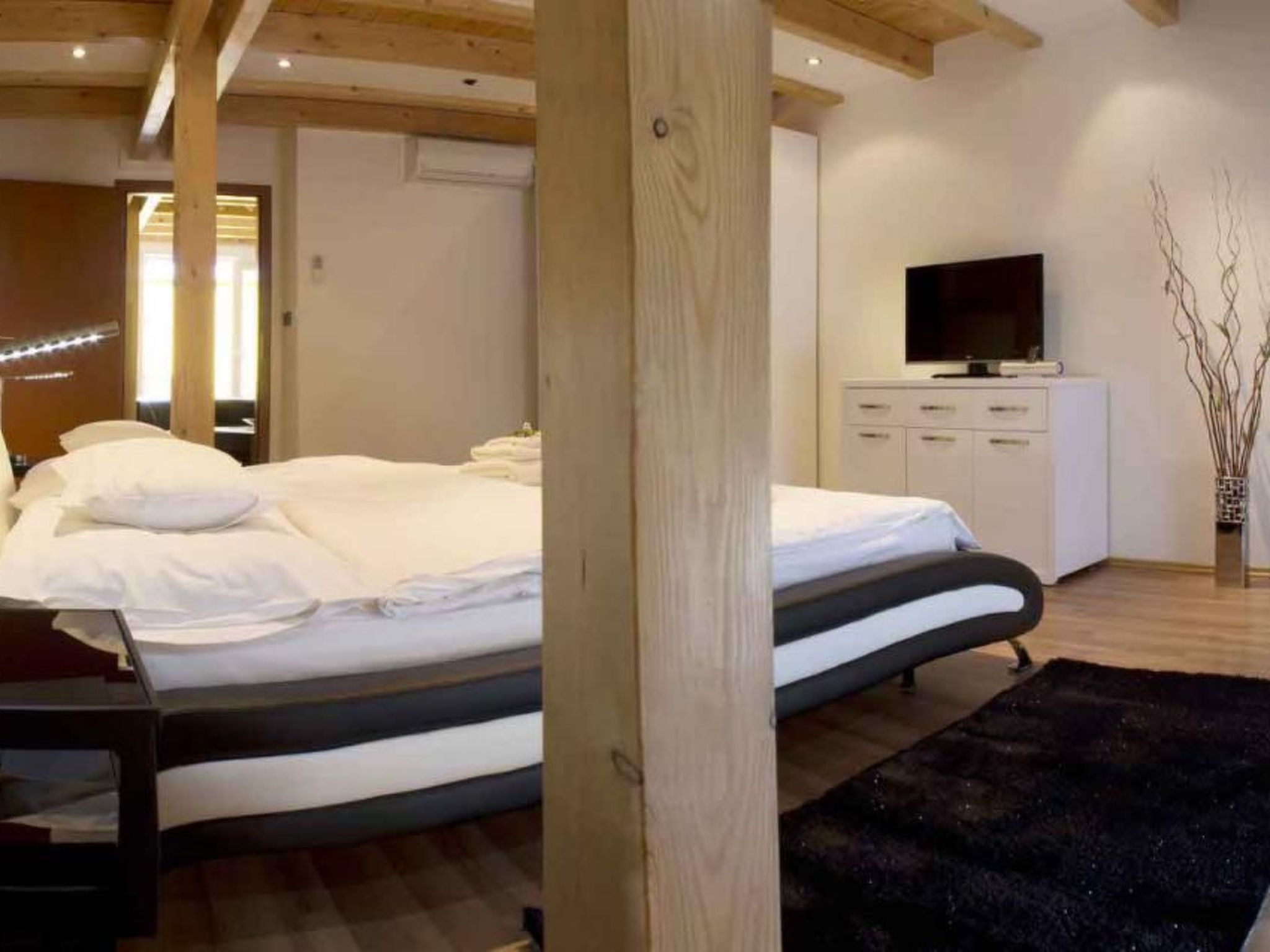 Wohnung mit Balkon-Image-tags.info