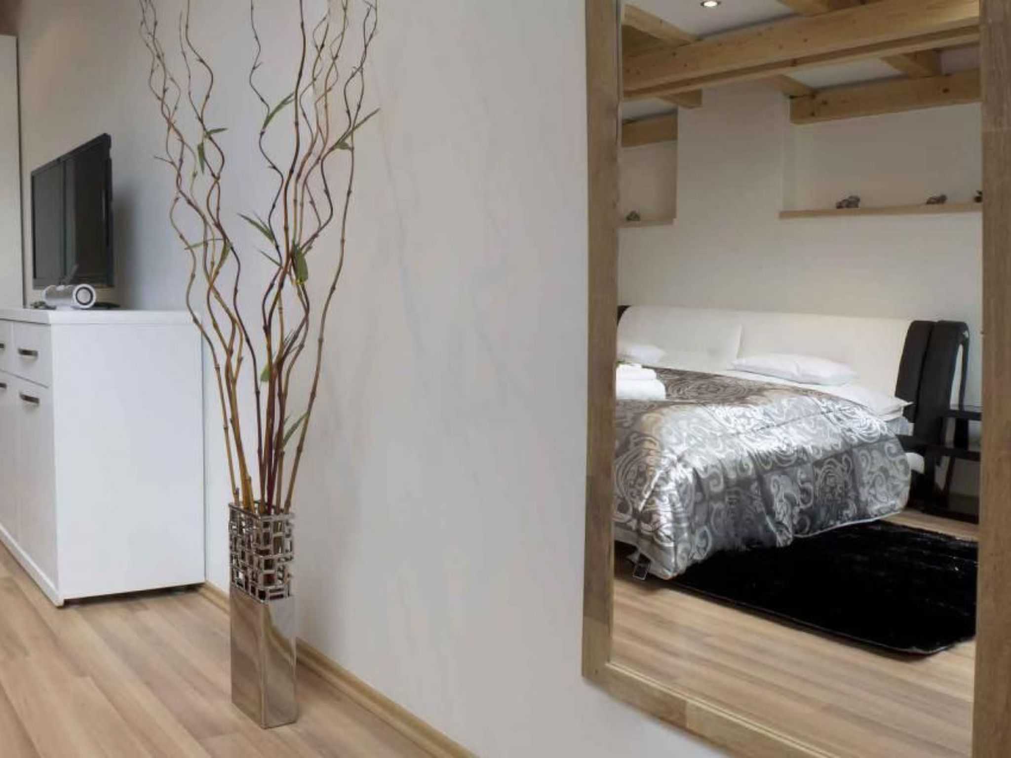 Wohnung mit Balkon-Image-tags.info