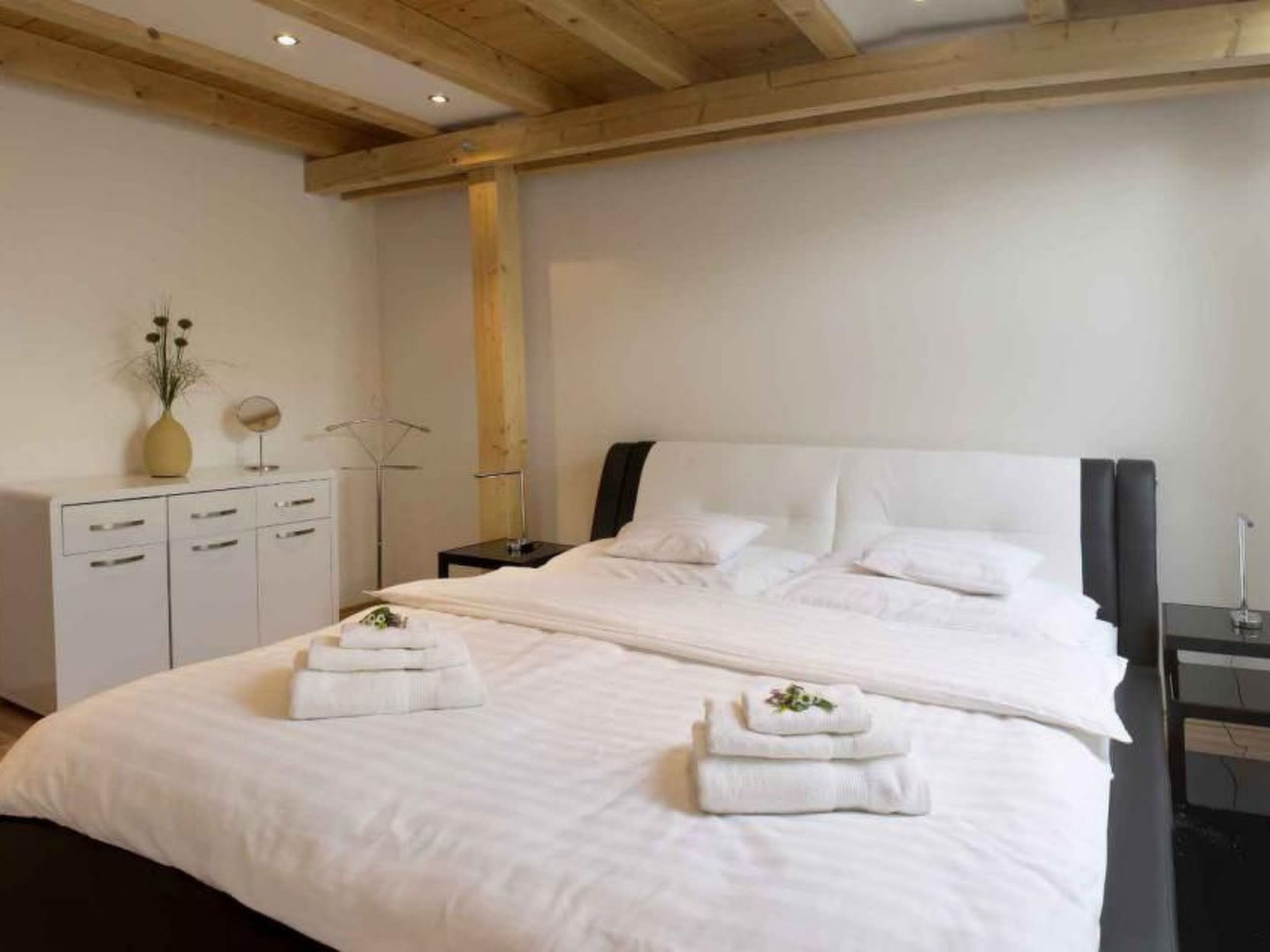 Wohnung mit Balkon-Image-tags.info