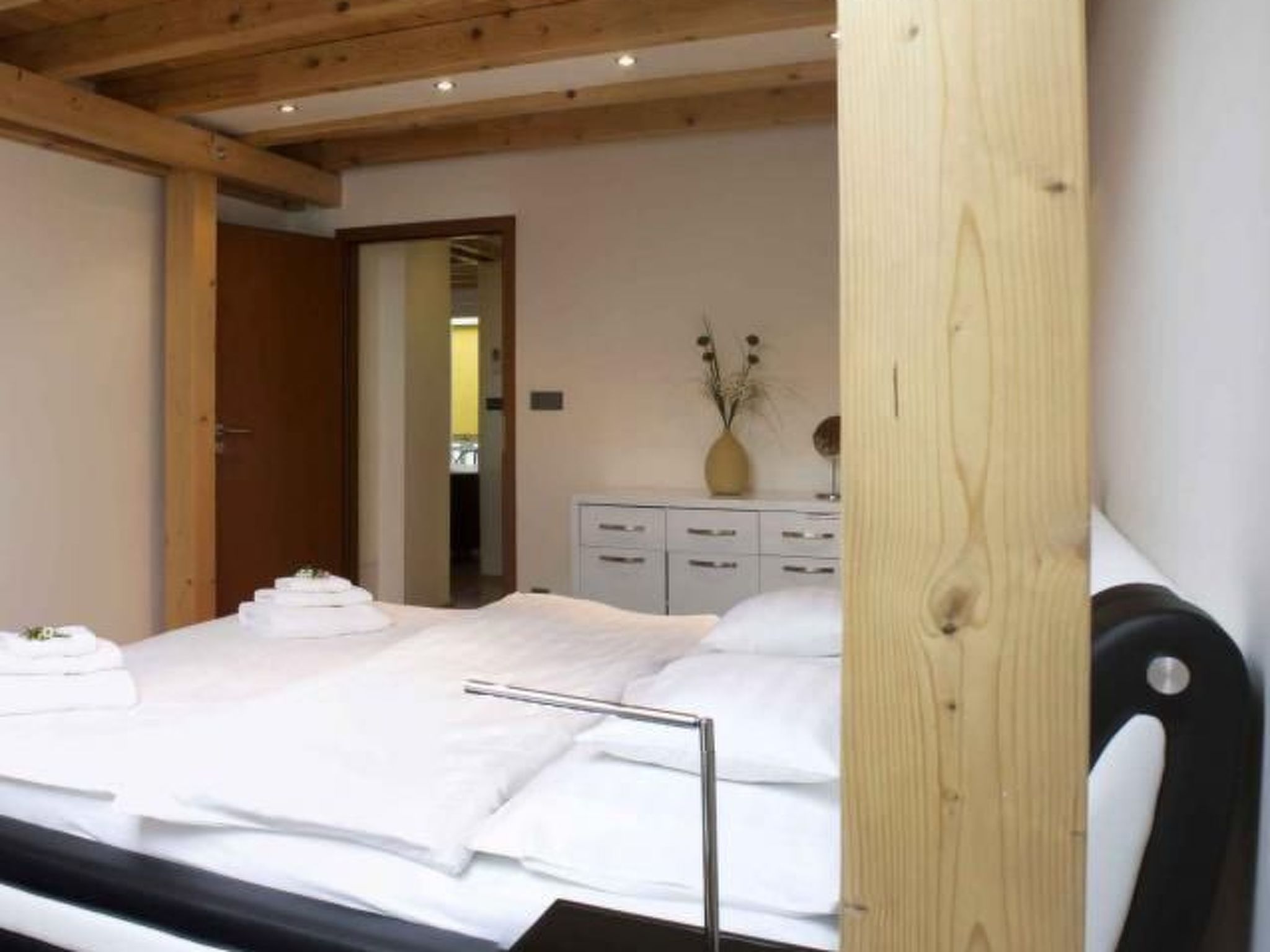 Wohnung mit Balkon-Image-tags.info