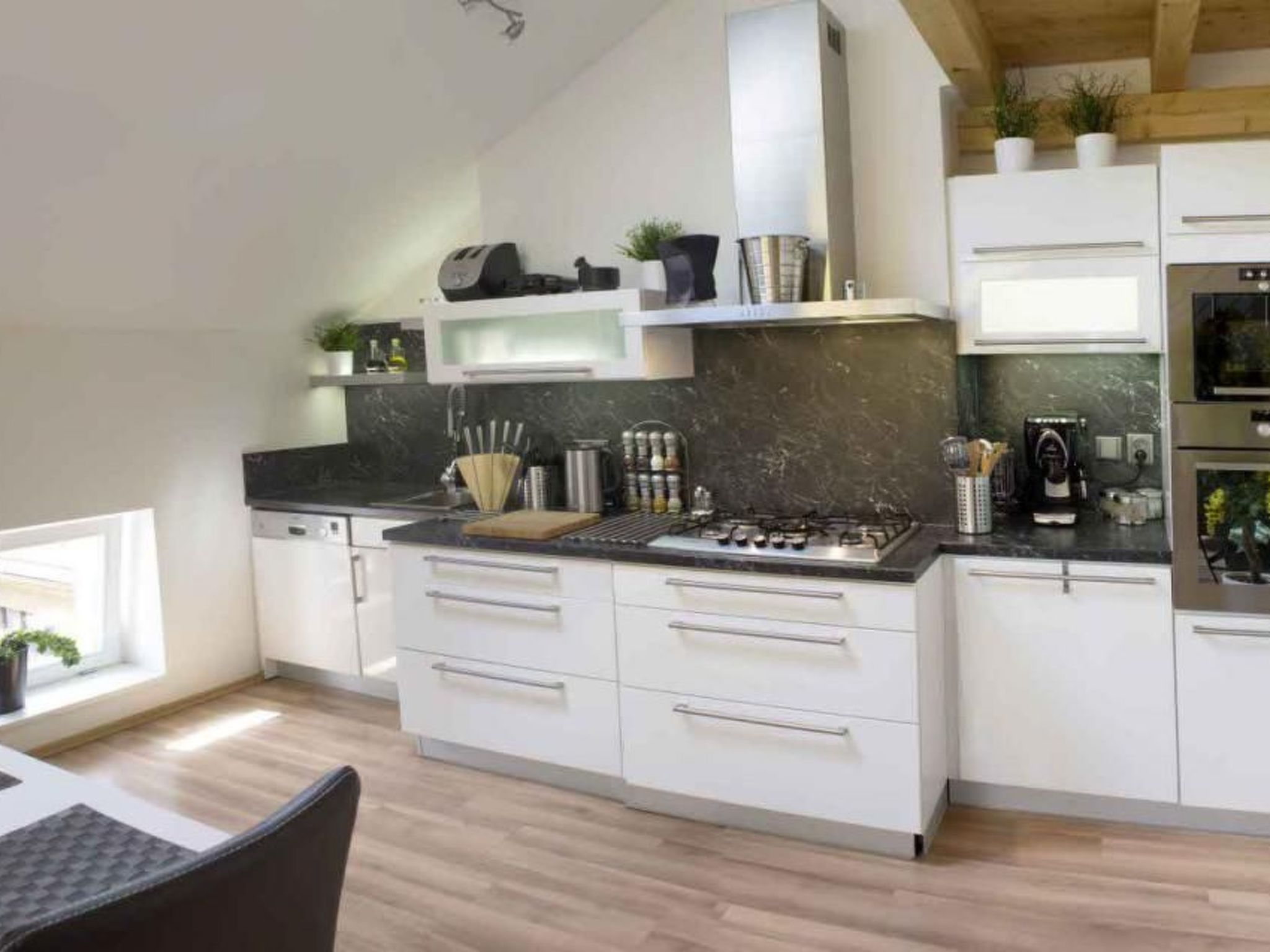 Wohnung mit Balkon-Image-tags.info