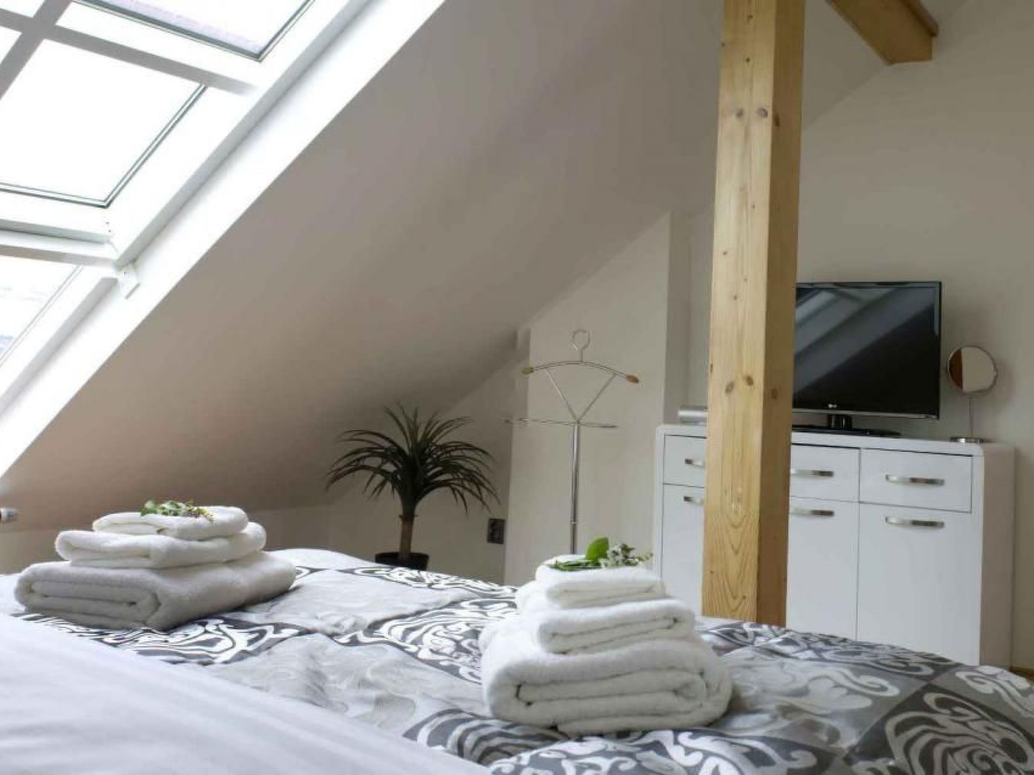 Wohnung mit Balkon-Image-tags.info