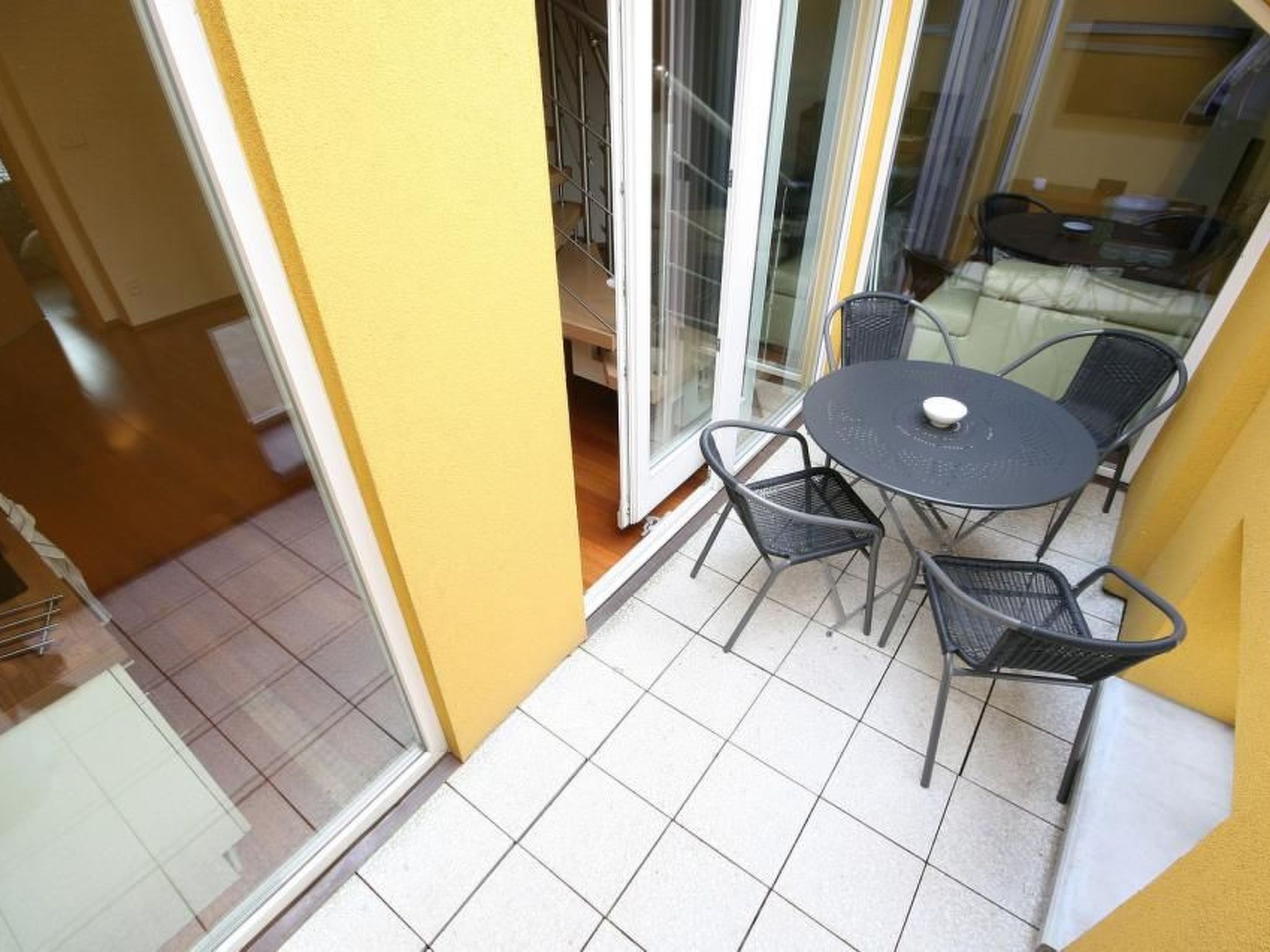 Wohnung mit Balkon-Image-tags.info