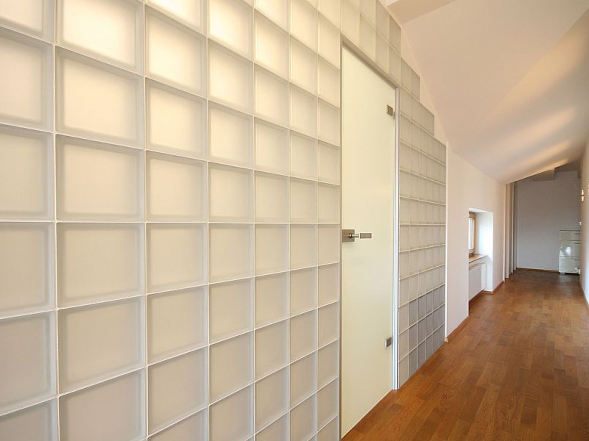 Luxuriöse Altbau-Dachgeschosswohnung in Prag-Image-tags.info