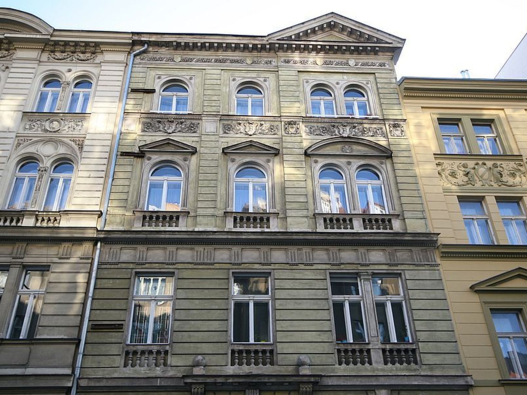 Luxuriöse Altbau-Dachgeschosswohnung in Prag-Image-tags.info