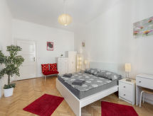 Old Town home: Historisch appartement in hartje Praag voor 6 personen - thumbnail 1