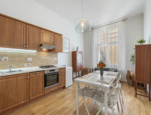 Historisch appartement in hartje Praag, 100m van Astronomische Klok - thumbnail 4