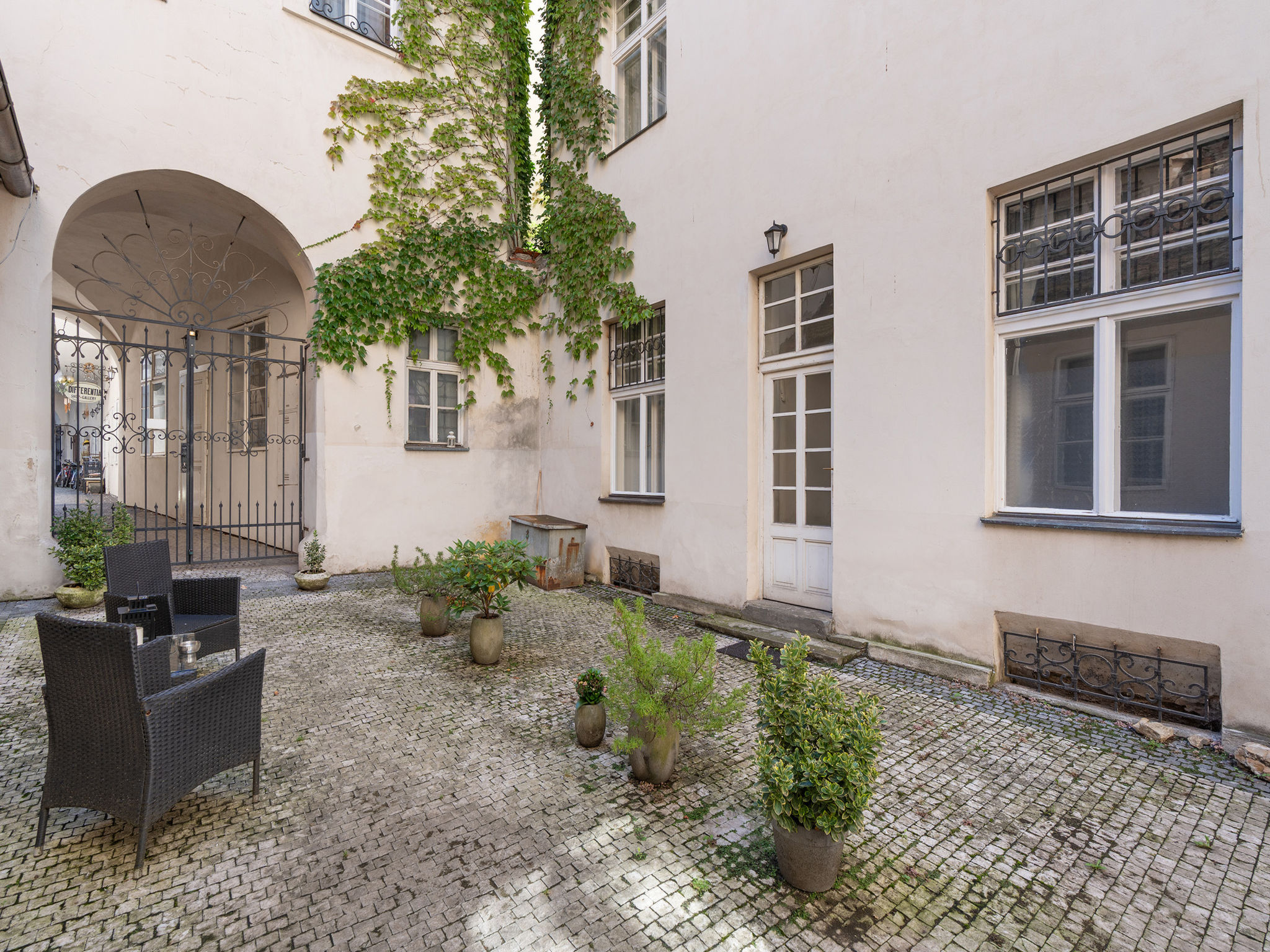 Old Town home-Buiten