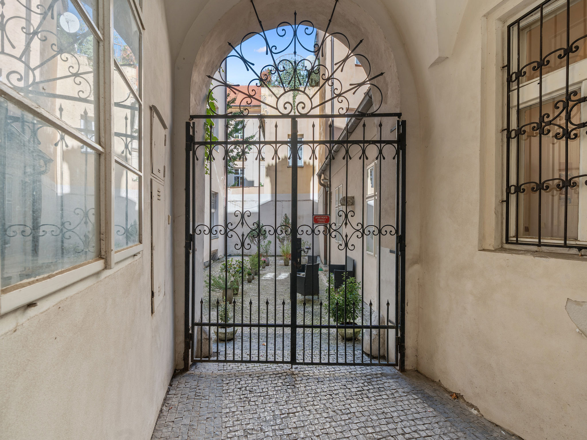 Old Town home-Buiten