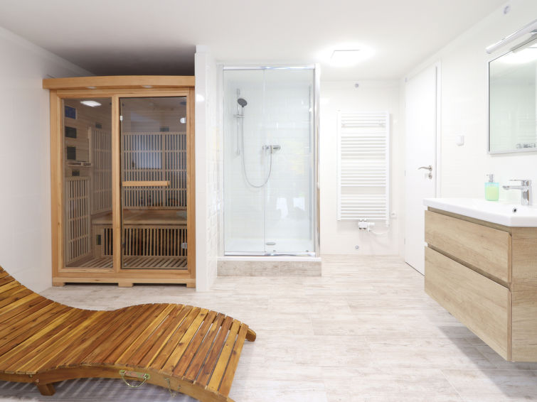 Search and Stay destination Petrov, Středočeský kraj - Czechia from AU$ 311. Posázaví