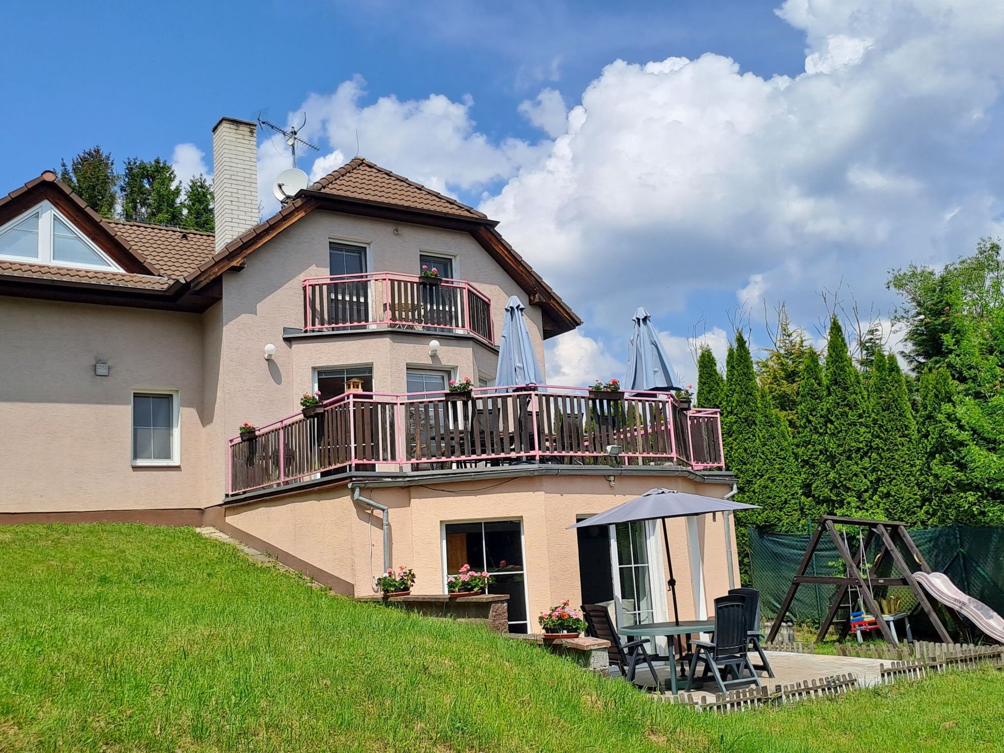 Komfortvilla in Prag, Hallenbad, Whirlpool, Sauna-Binnen