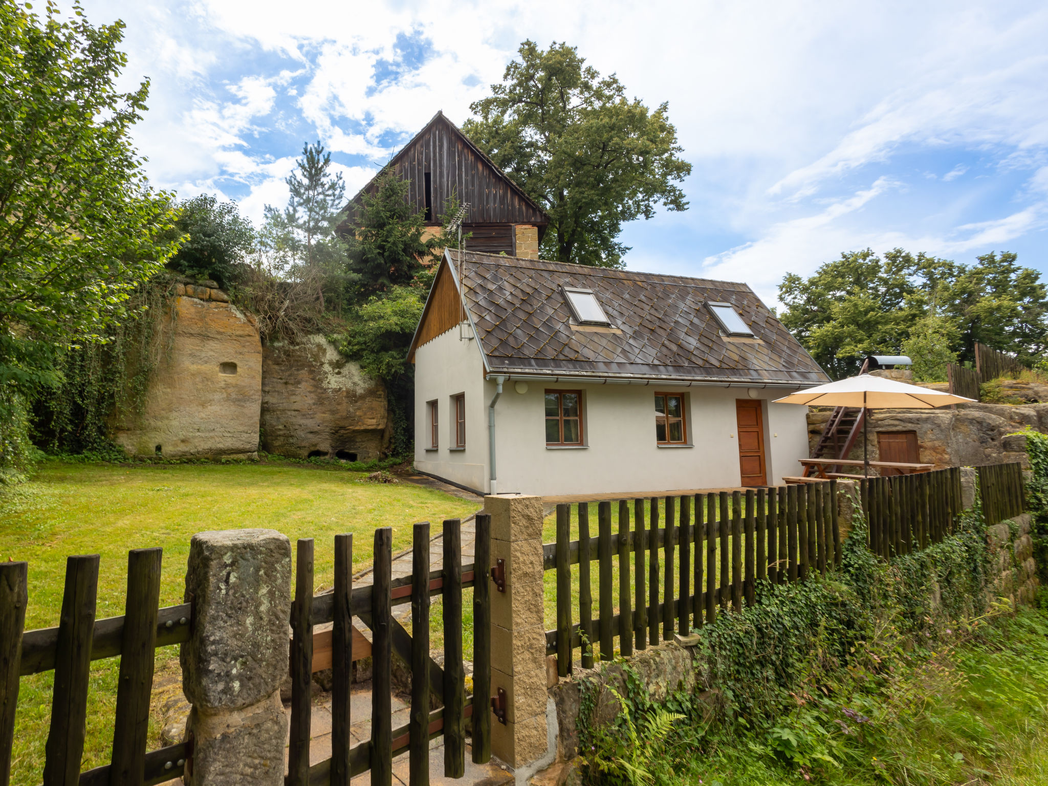 Villa U skály – Extérieur de la maison, photo 32 sur 53