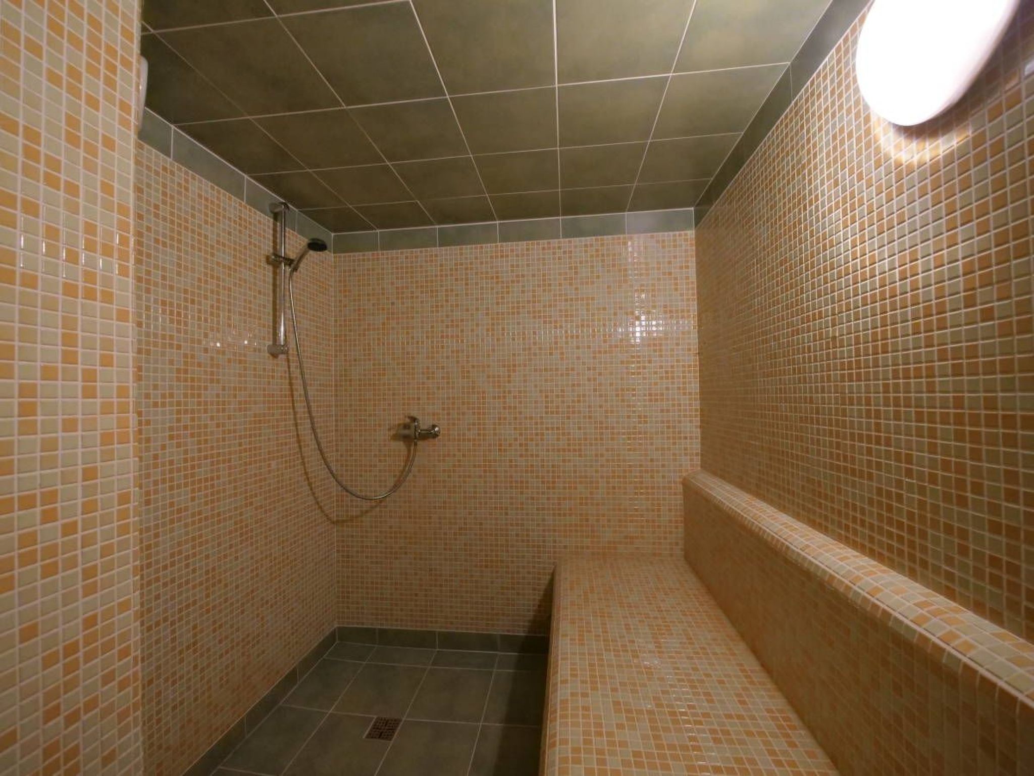 Pool-Wellness JOSKA-Binnen