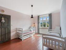 Knus appartement voor 4 in Kašperské Hory, met tuin en speelplaats - thumbnail 3