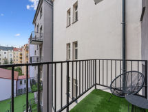 Ruim 6-persoons appartement nabij centrum Karlsbad met overdekte parking - thumbnail 5